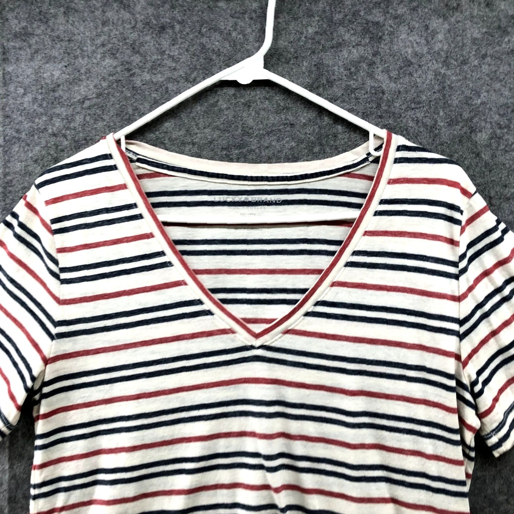 Lucky Brand Lucky brand V-neck T Shirt M Short Sleeve Patriotic Stripe Thin Womens Size M / US 6-8 / IT 42-44 - 3 Thumbnail