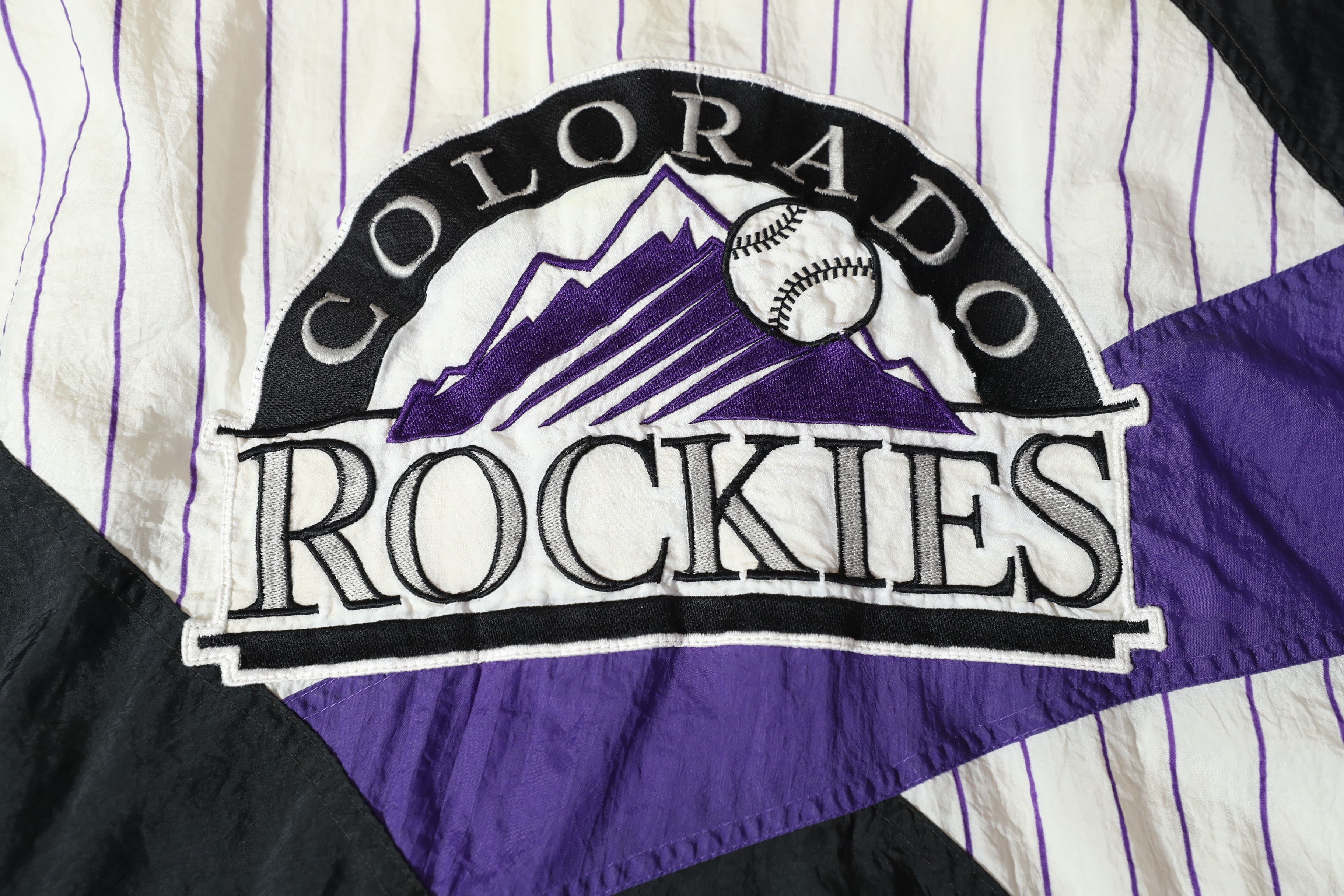 Apex One MLB (Apex One) Colorado Rockies Spell-Out Jacket 1990s (XL) Size US XL / EU 56 / 4 - 14 Thumbnail