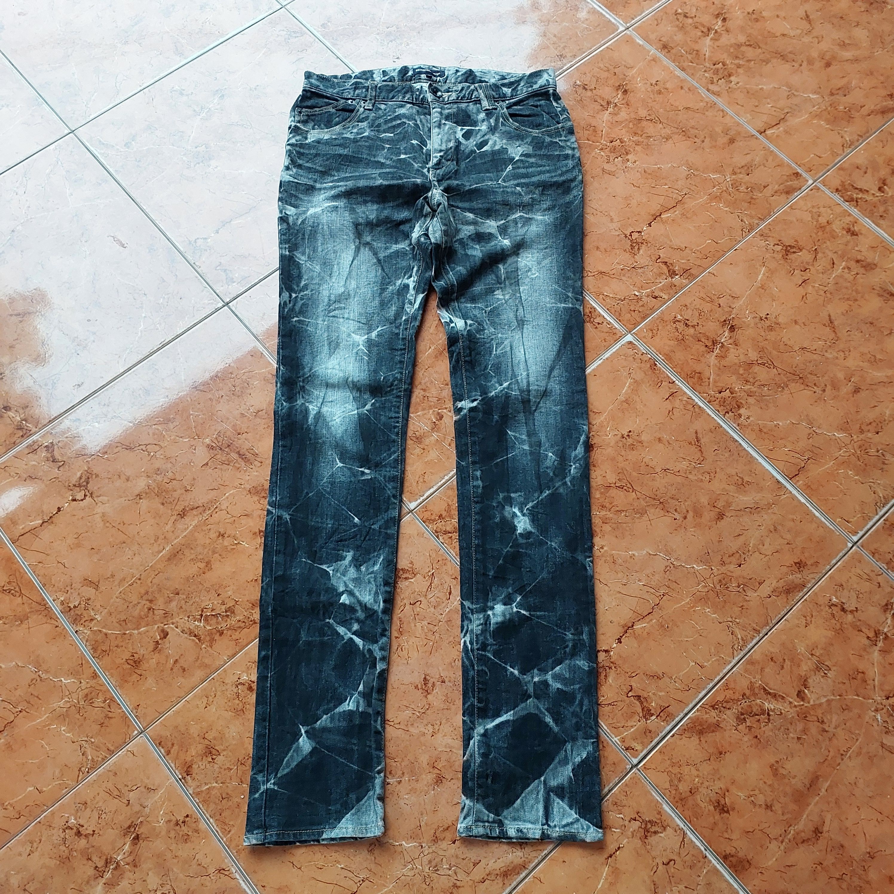 パンツ FUGA used damage design denim jeans Chain Splatter Jeans Dark Washed – FUGAZI®