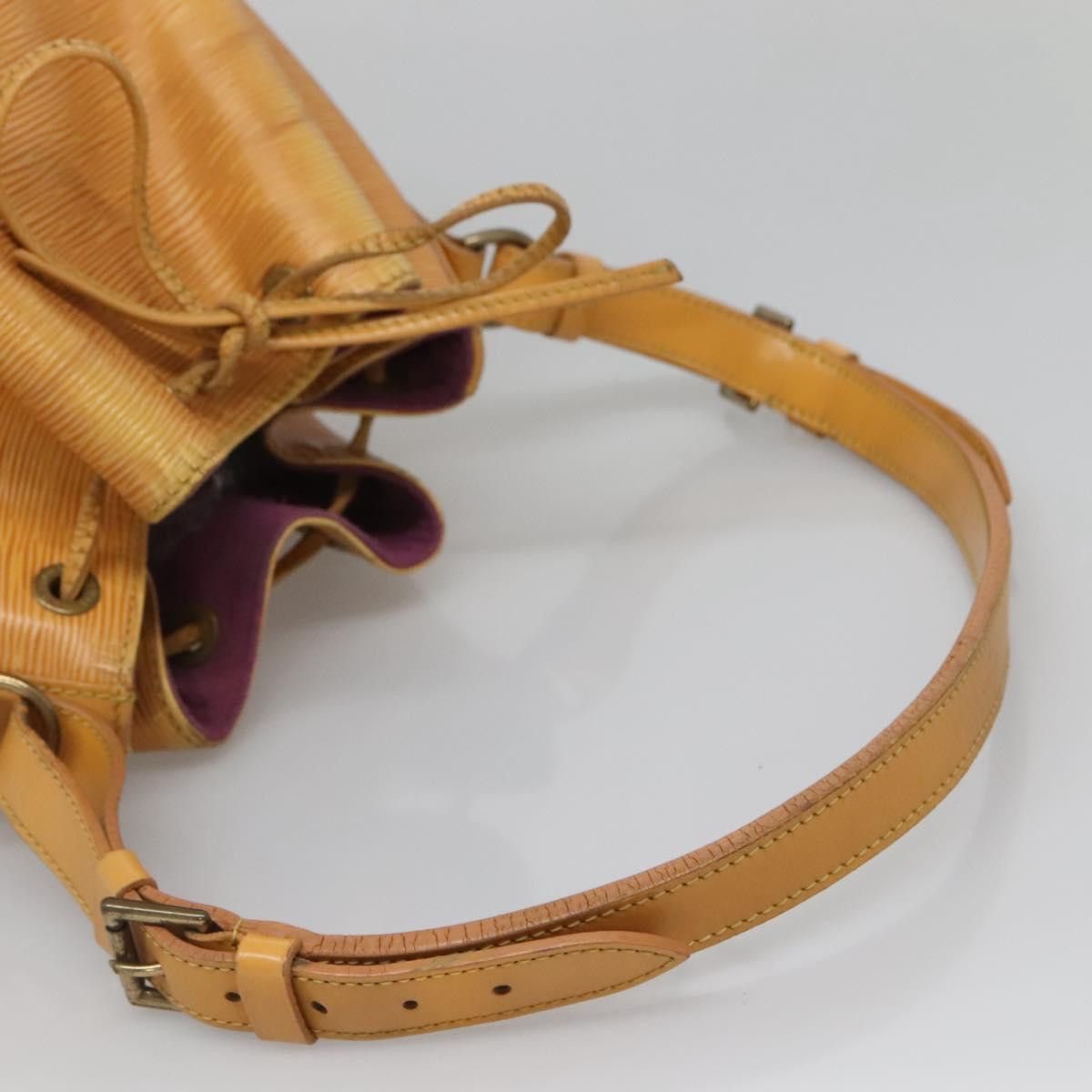 Louis Vuitton LOUIS VUITTON Epi Petit Noe Shoulder Bag Yellow M44109 Size ONE SIZE - 7 Thumbnail