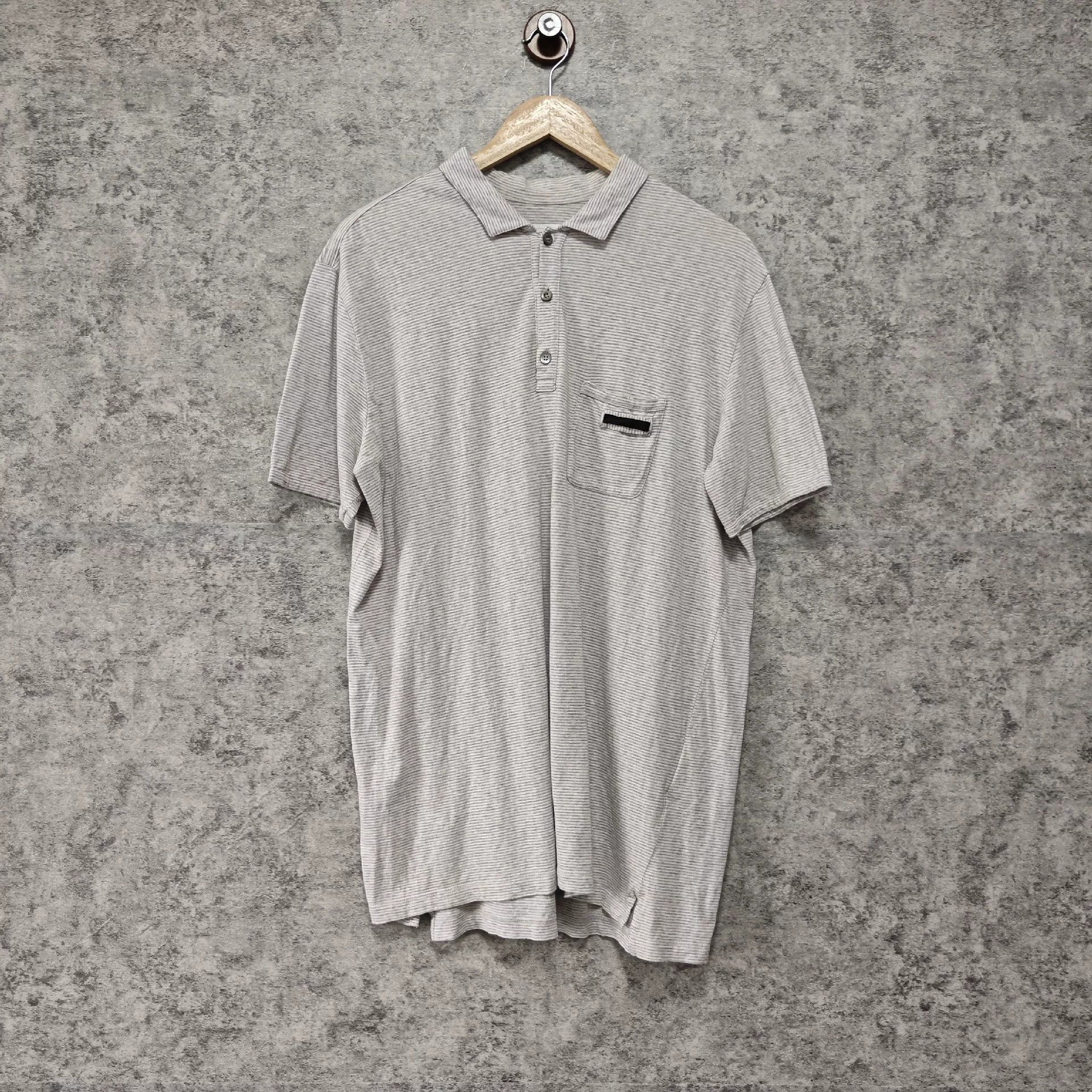 Prada Prada T-Shirt l Men Size US L / EU 52-54 / 3 - 1 Thumbnail