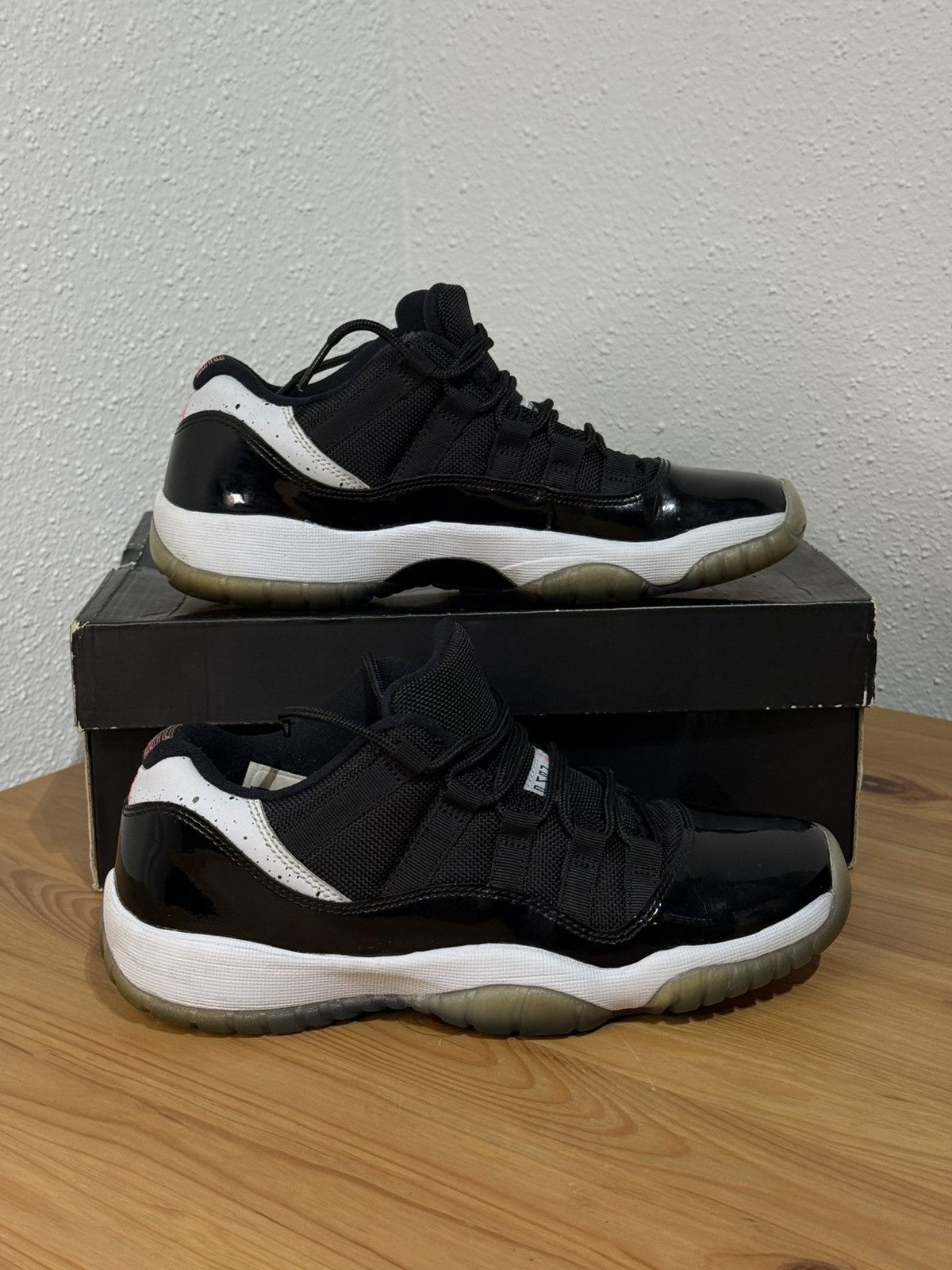 Jordan Brand × Nike Jordan 11 Retro Low Infrared 23 size 5.5Y women’s 7.5 Size US 7.5 / IT 37.5 - 6 Thumbnail