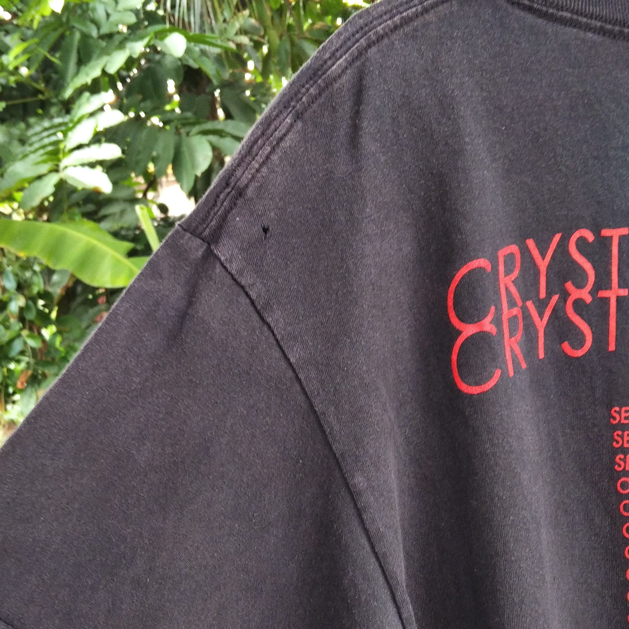 Band Tees CRYSTAL CASTLES "Red Madonna Fall Tour 2017" T-Shirt Size US M / EU 48-50 / 2 - 7 Thumbnail