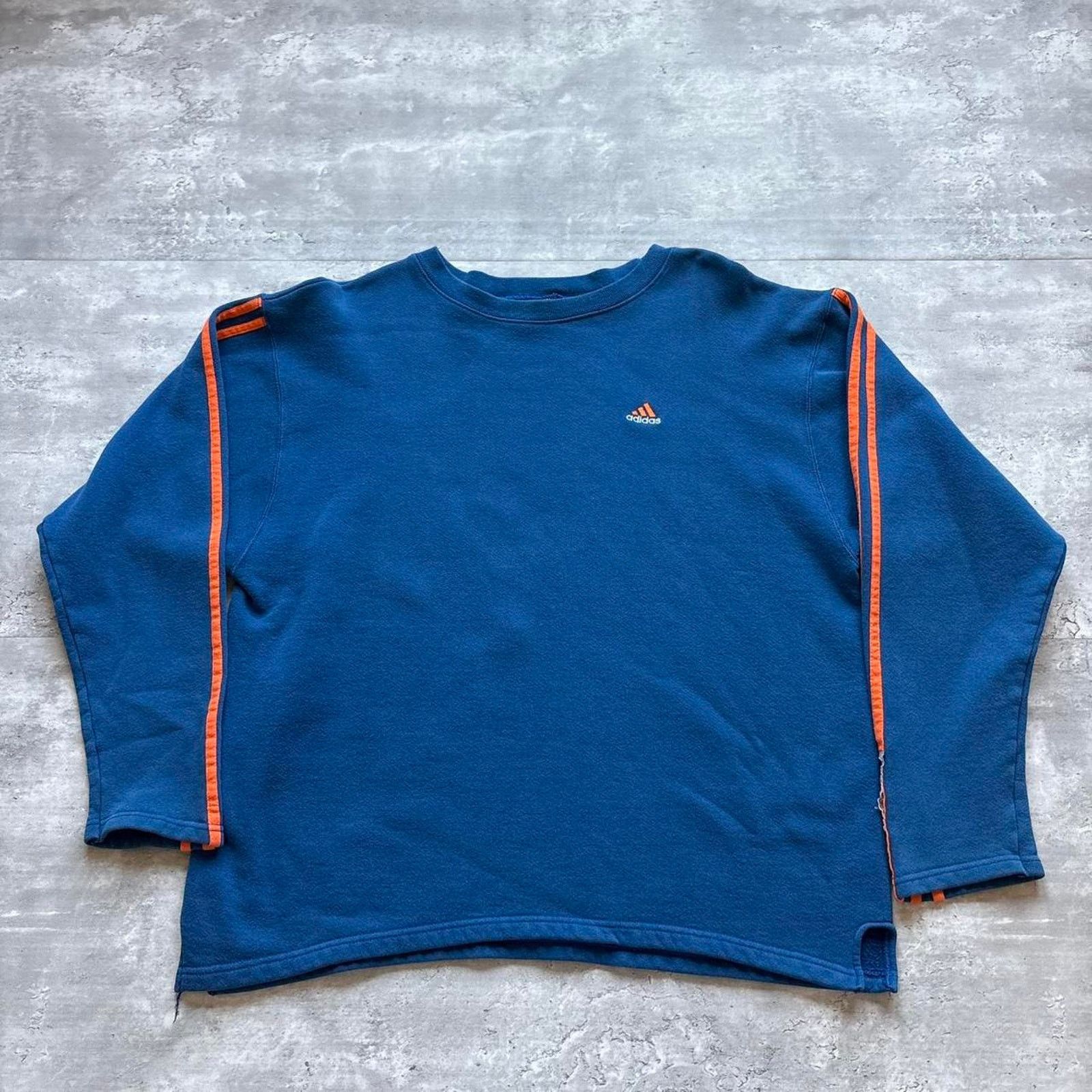 Adidas Vintage 1990s adidas crewneck Size US L / EU 52-54 / 3 - 1 Thumbnail