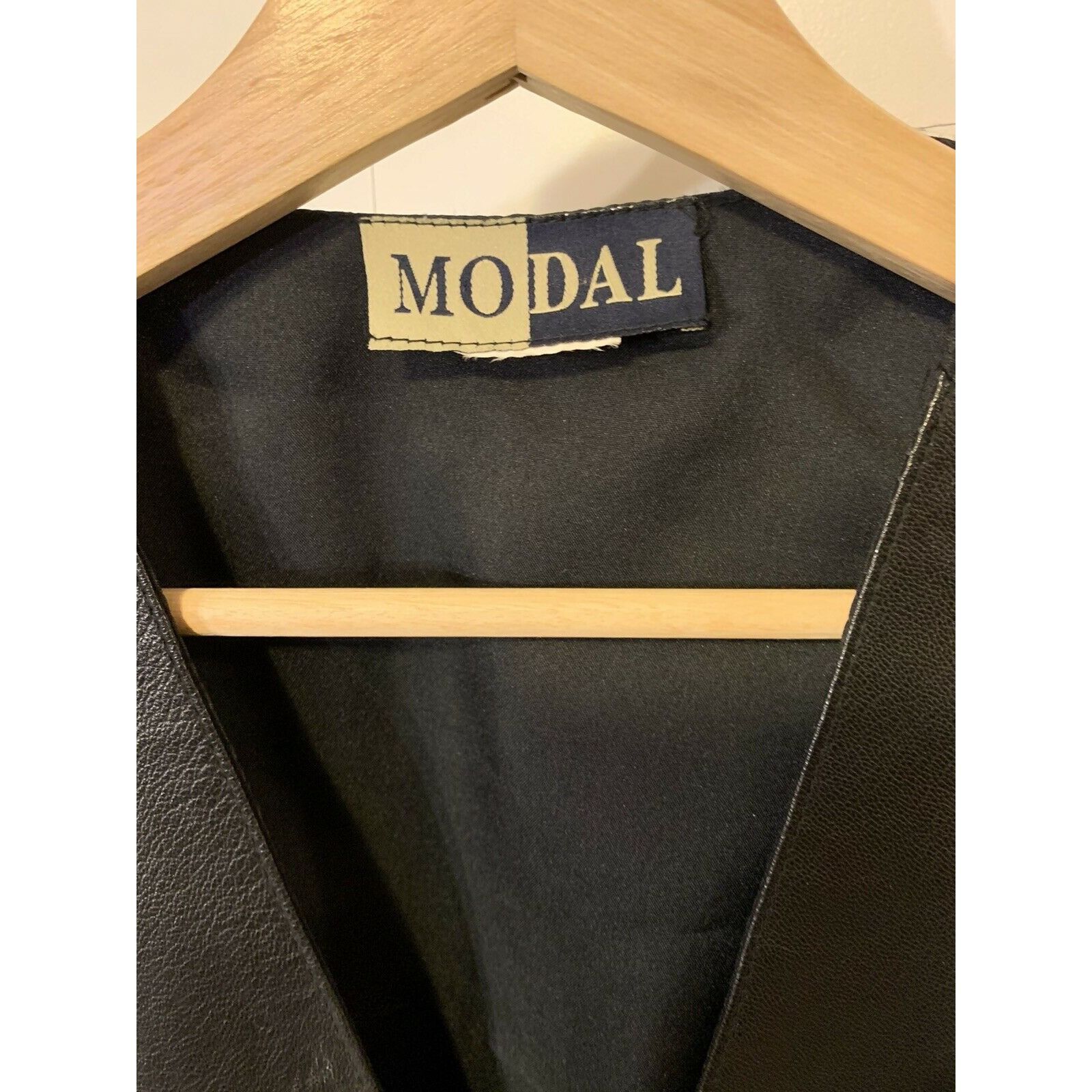 Other Modal Vtg Black Leather front vest Western Biker Oklahoma St Size US XL / EU 56 / 4 - 2 Thumbnail