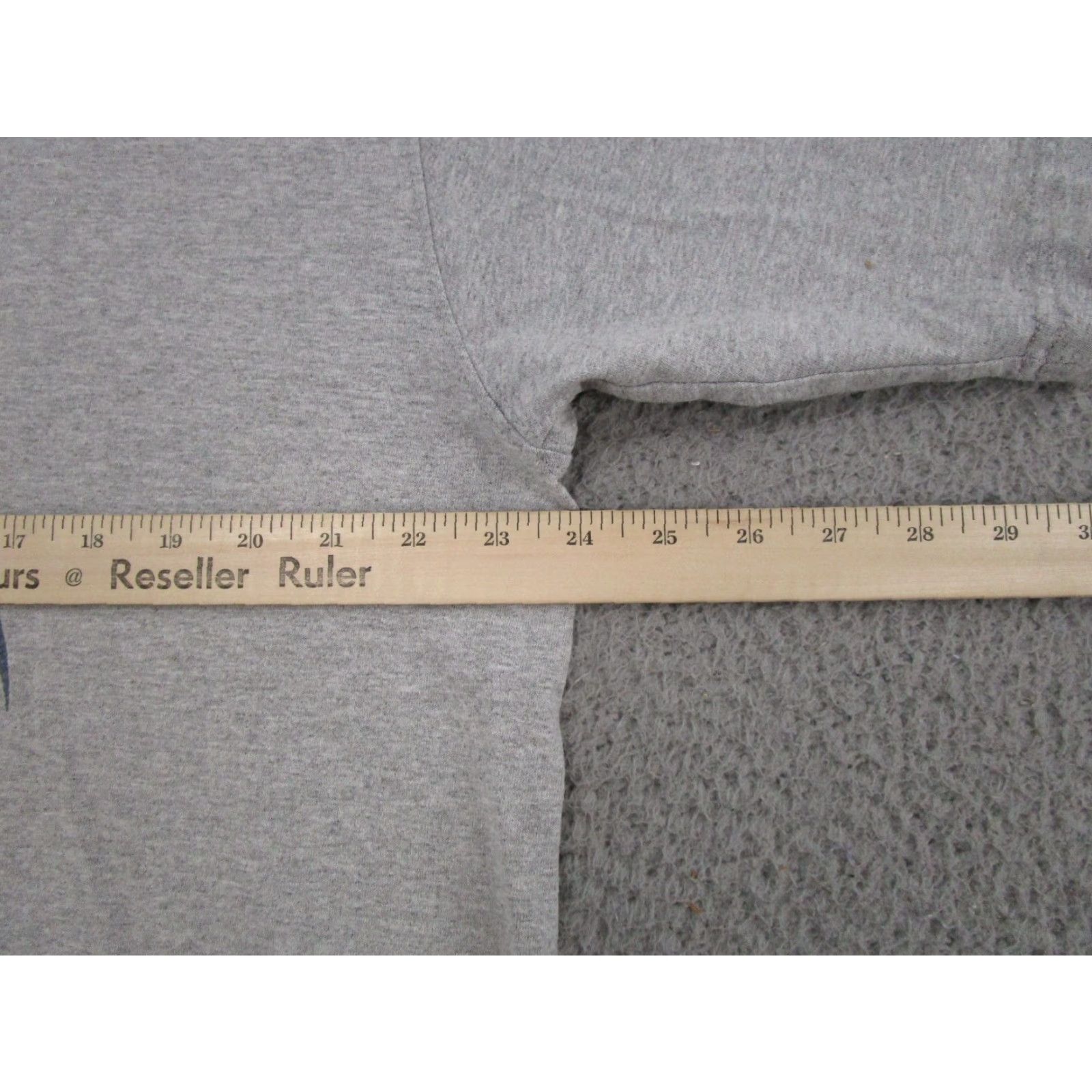 Vintage VINTAGE Phys.Sci. Mens Shirt Gray Graphic Raised Chinese Dragon Crew Neck Short Sleeve L Skater Grunge 2000s Size US L / EU 52-54 / 3 - 6 Thumbnail