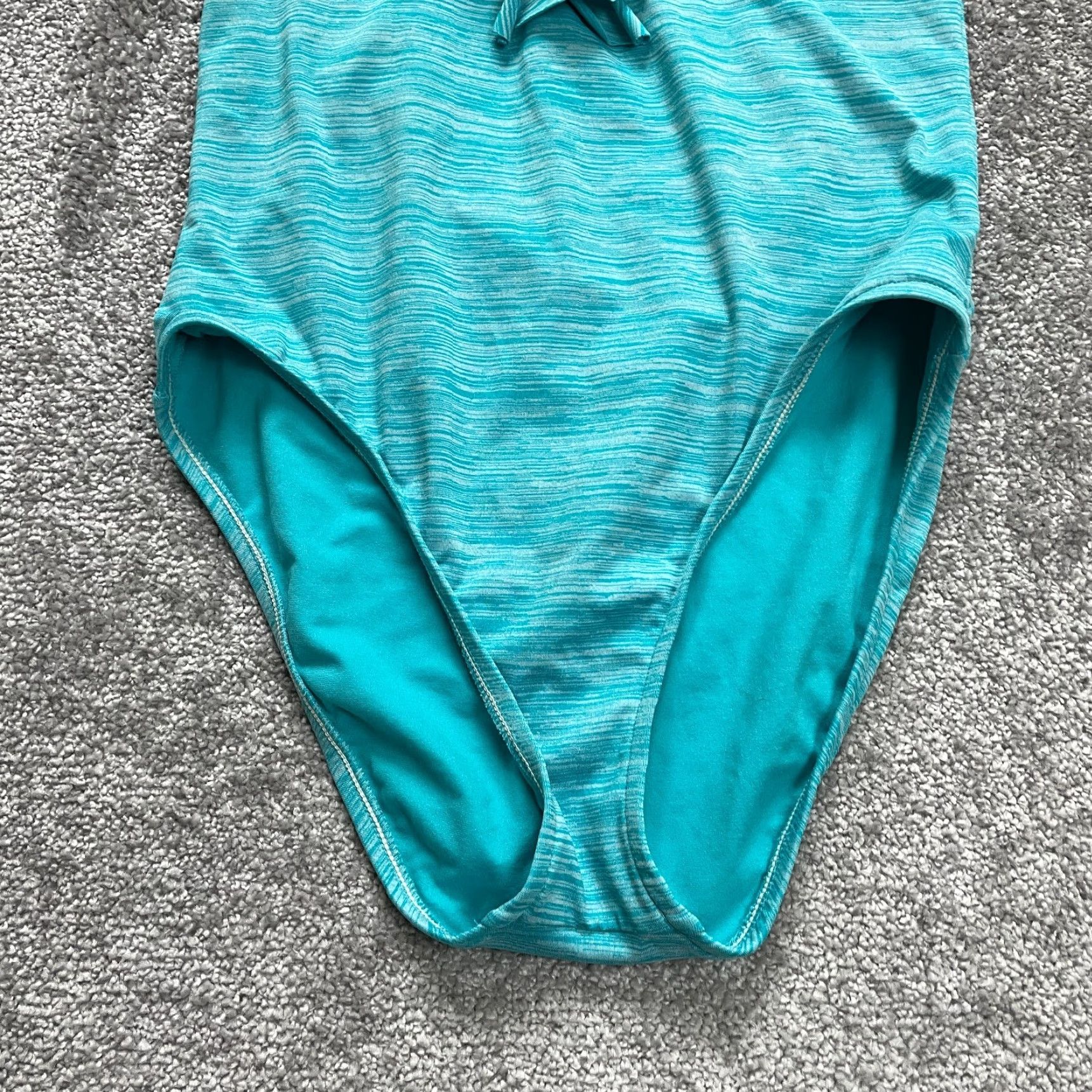 Mossimo Mossimo One Piece Swimsuit Women Large Blue Halter Backless Ruffles Bathing Suit Size L / US 10 / IT 46 - 5 Thumbnail