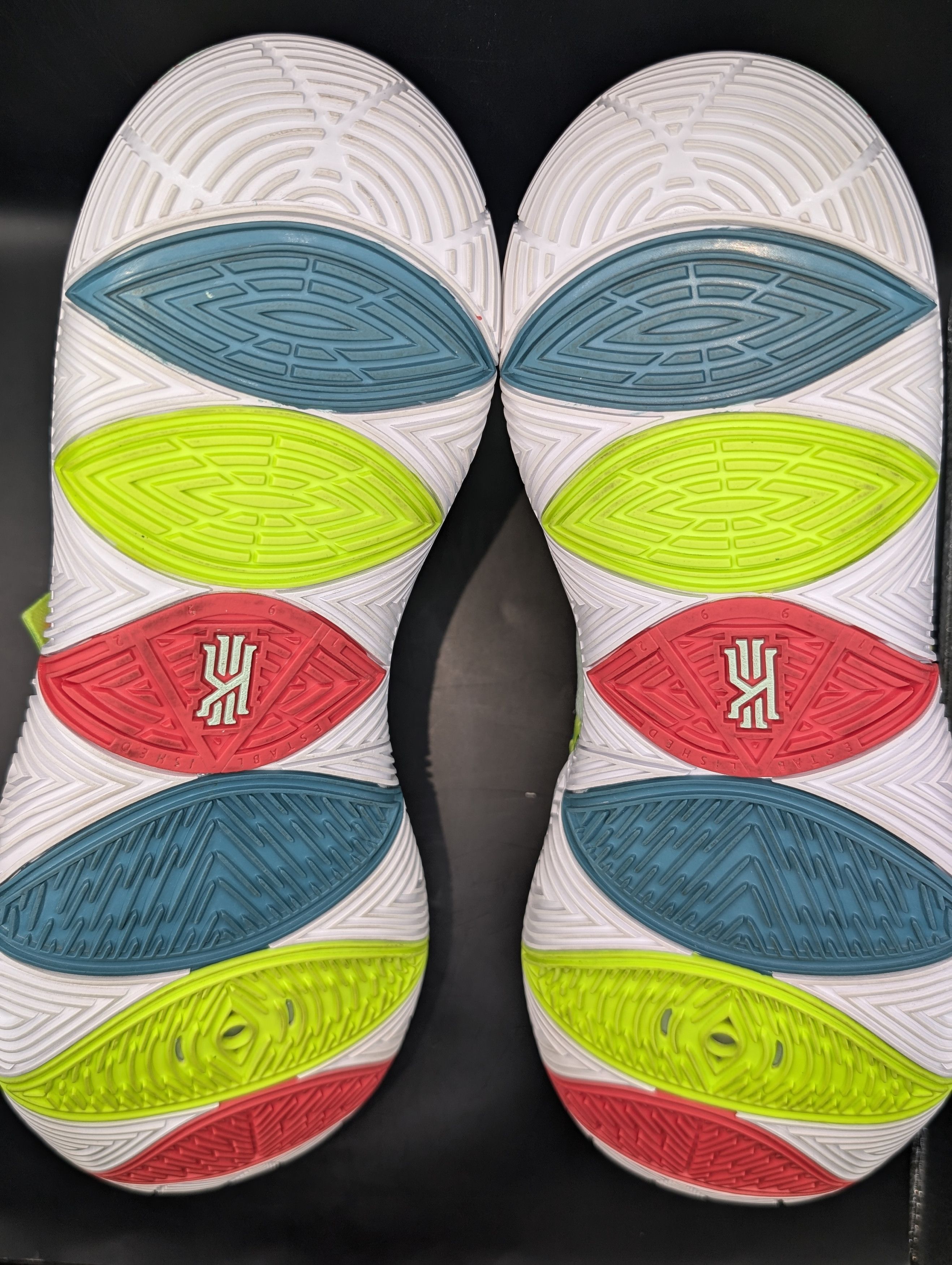 Nike Nike Kyrie 5 EYBL 2019 Size US 12.5 / EU 45-46 - 5 Thumbnail