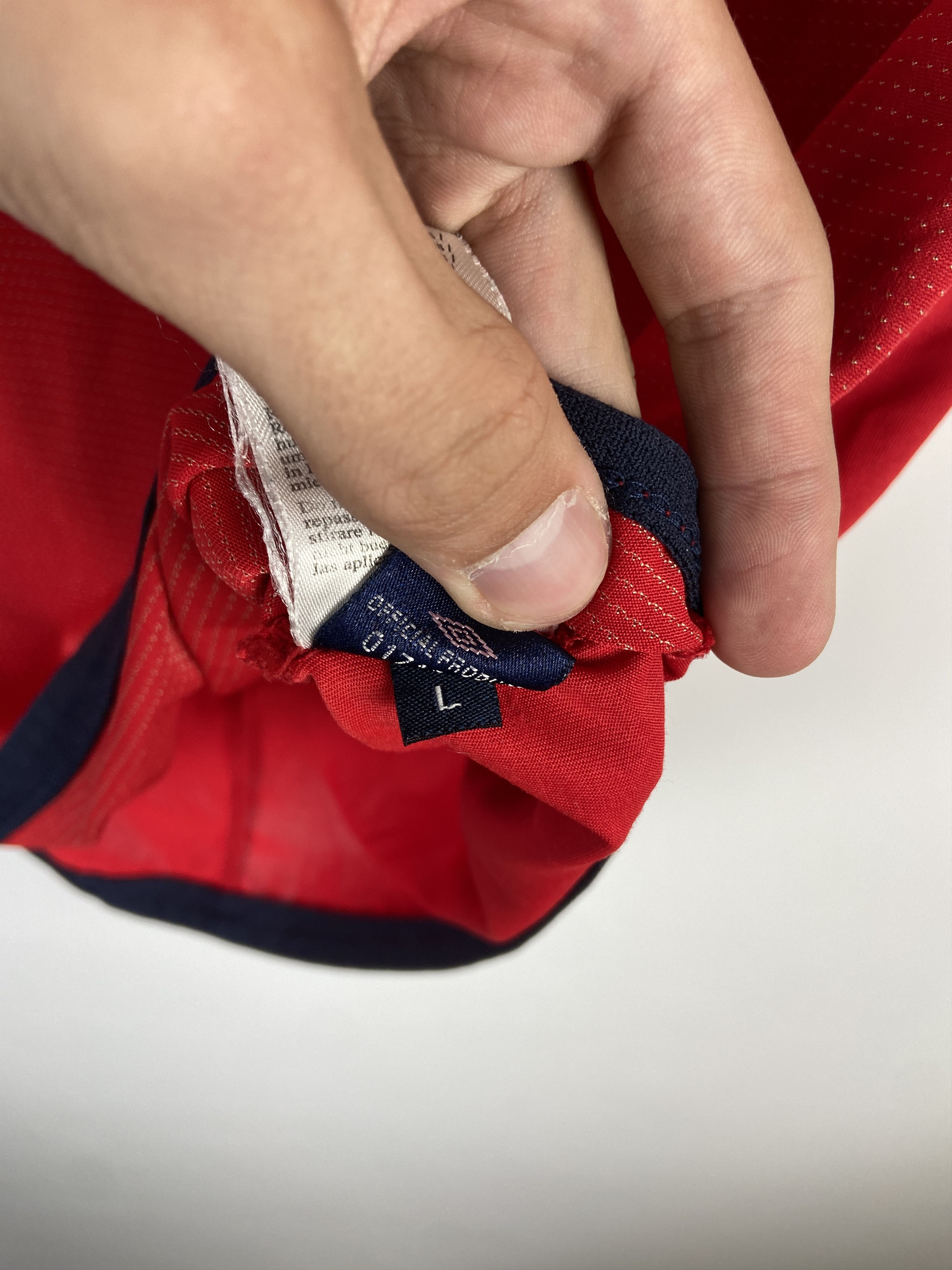 Umbro Vintage Umbro England Jersey Size US L / EU 52-54 / 3 - 6 Thumbnail