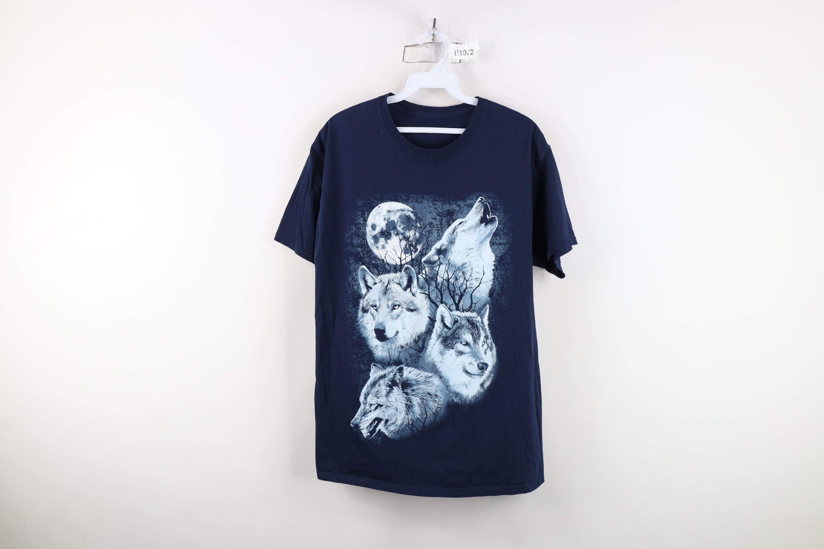 Vintage Vintage 90s Y2K Streetwear Wolf Moon T-Shirt Navy Blue Size US M / EU 48-50 / 2 - 1 Thumbnail