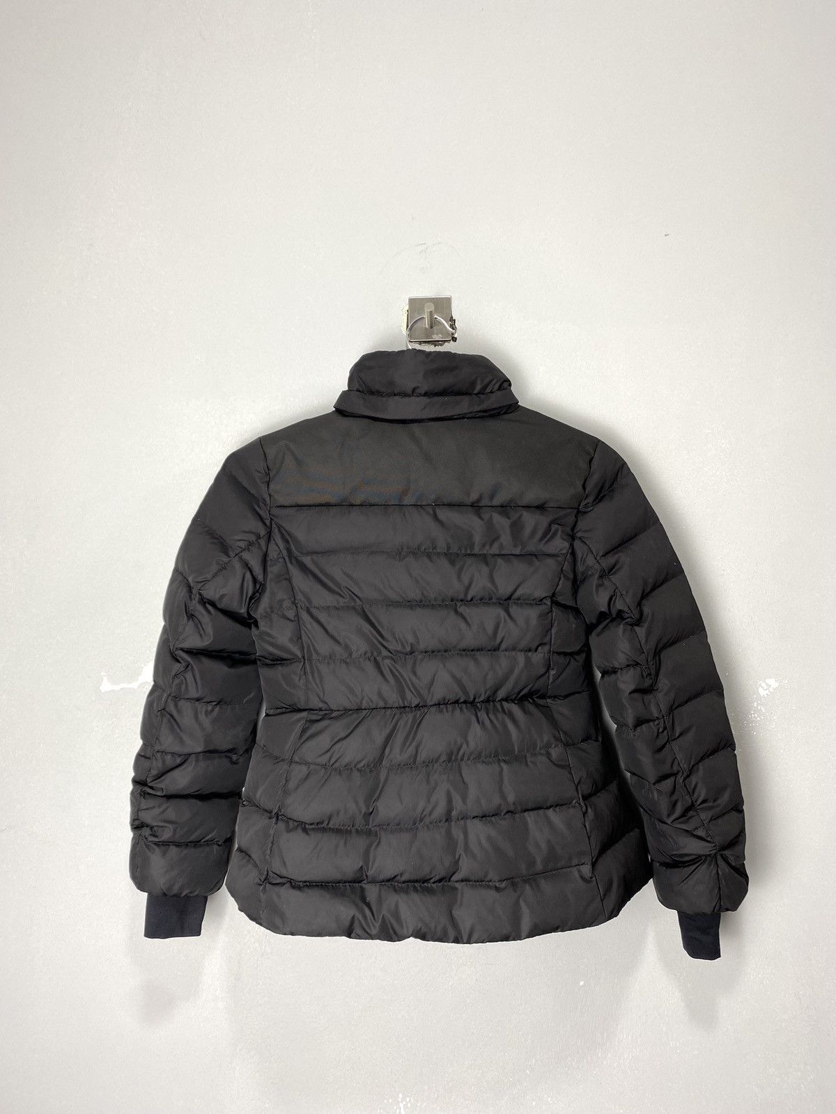 Moncler Moncler Puffer Jacket Wmns Down Jacket Size XXS / US 00 / IT 34 - 16 Thumbnail