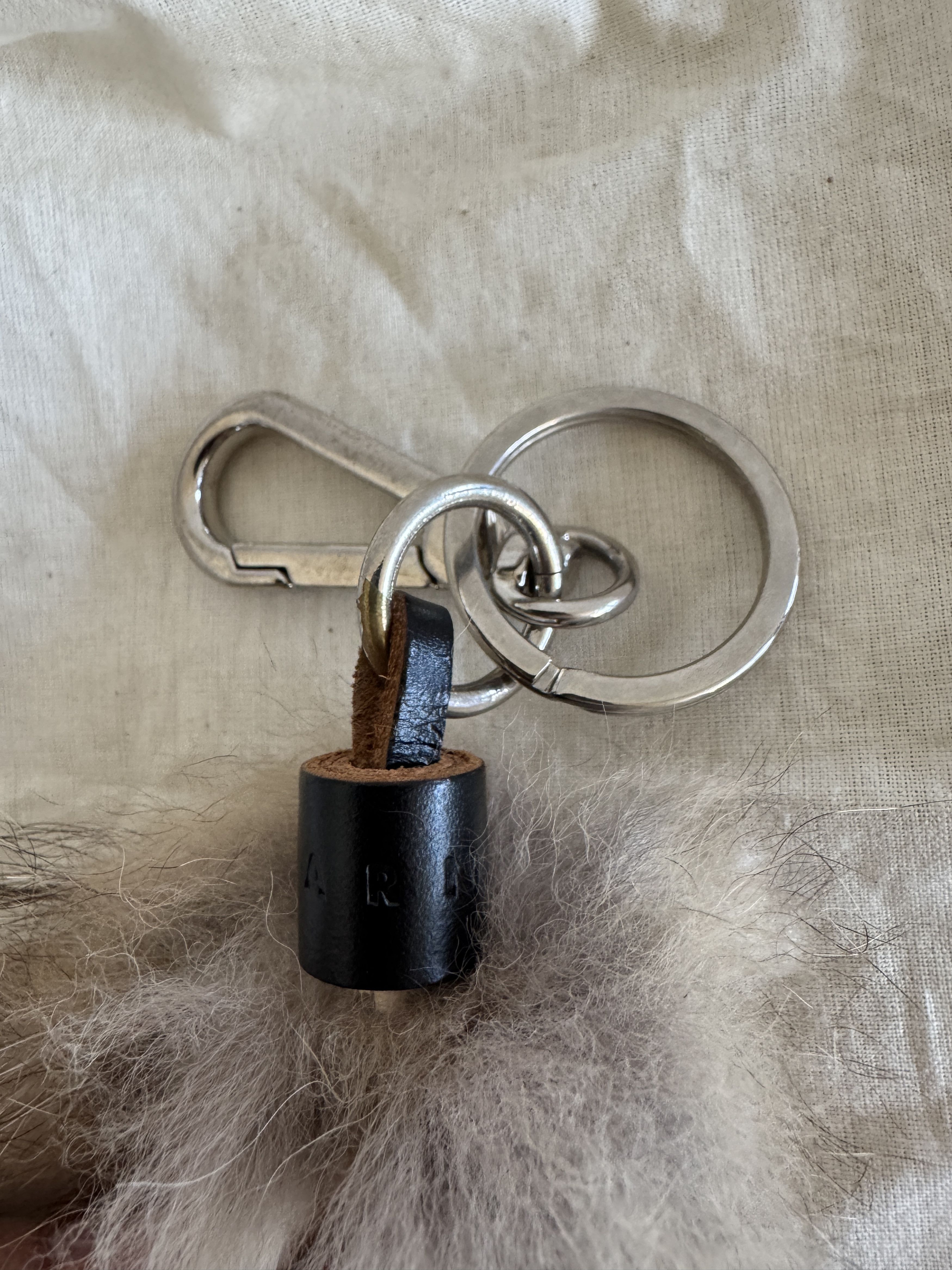 Marni Luxurious Fox Fur Tail Charm Size ONE SIZE - 9 Thumbnail