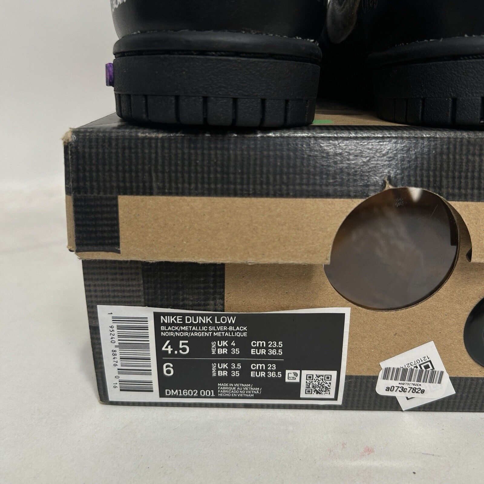 Nike Nike X Off-White Dunk Low “Lot 50 of 50” 2024 Size US 6 / IT 36 - 5 Thumbnail