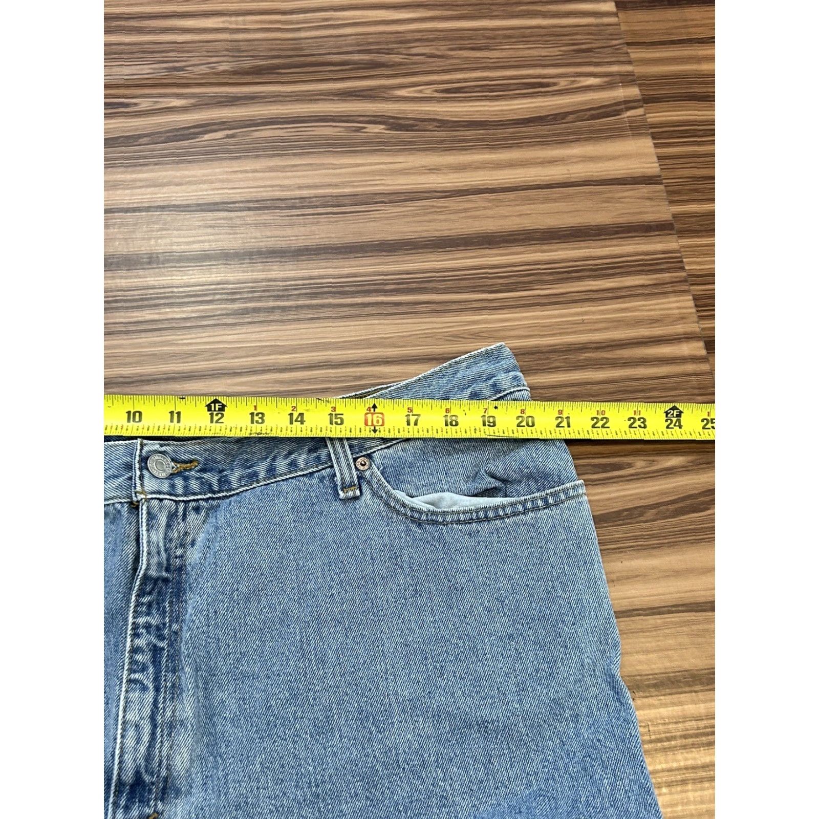 Levi's Levis 550 Relaxed Fit Tapered Leg Womens Medium Wash Blue Denim Jeans sz 24W Size 42" / US 20 - 5 Thumbnail