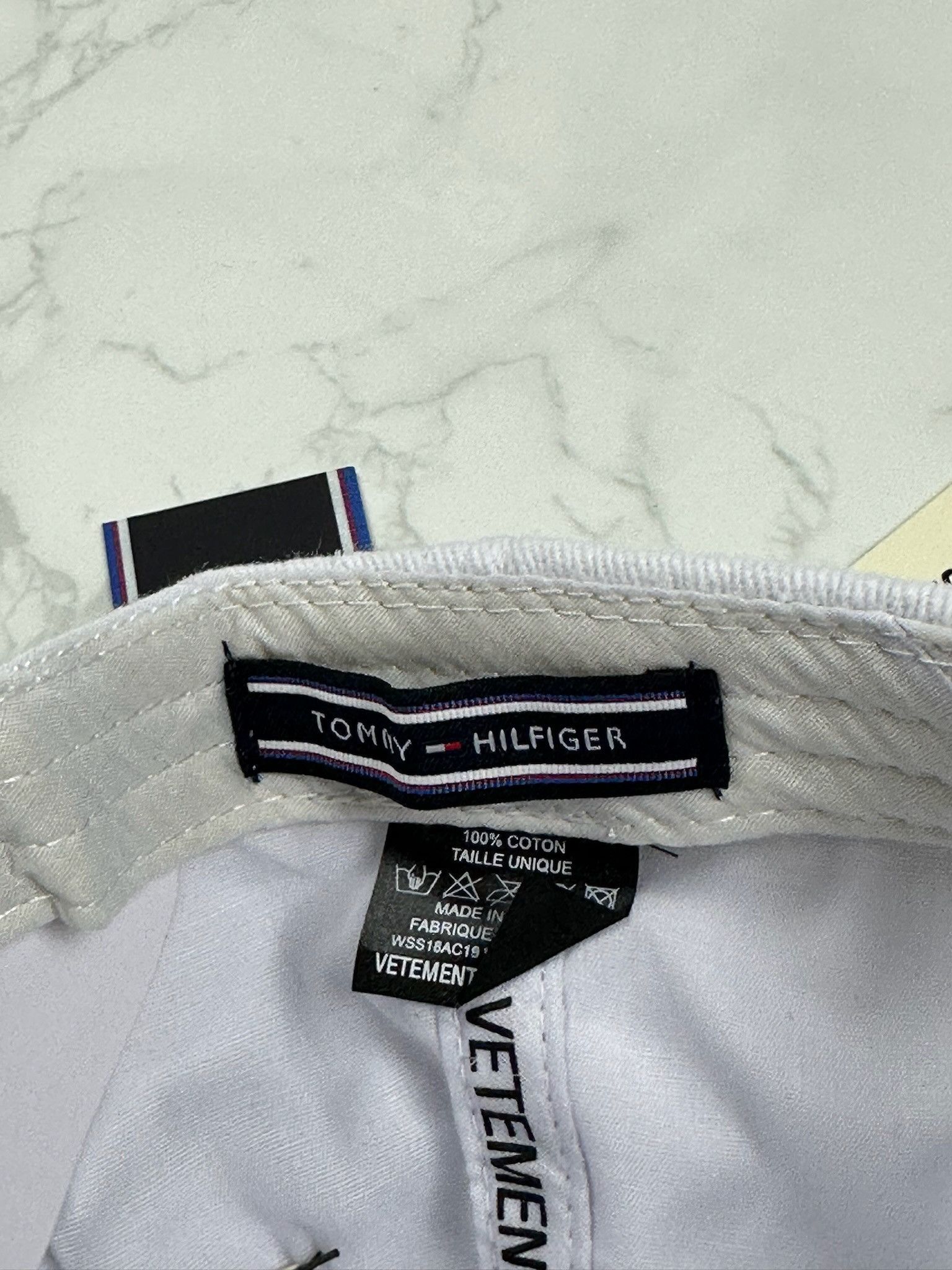 Tommy Hilfiger × Vetements 🔥60% OFF🔥 [SALE] Vetements x Tommy Hilfiger Logo White Cap Size ONE SIZE - 7 Thumbnail