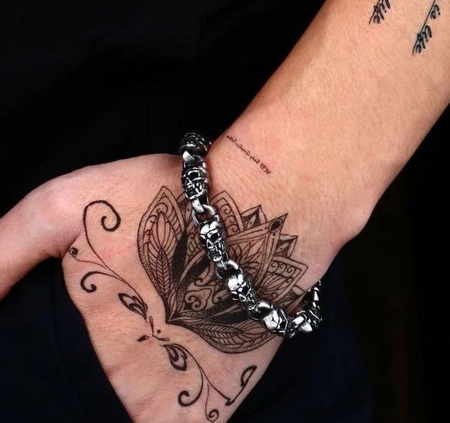 Jewelry x Skulls 23.5 Cm Skull Punk Chain Bracelet in Silver, Men's