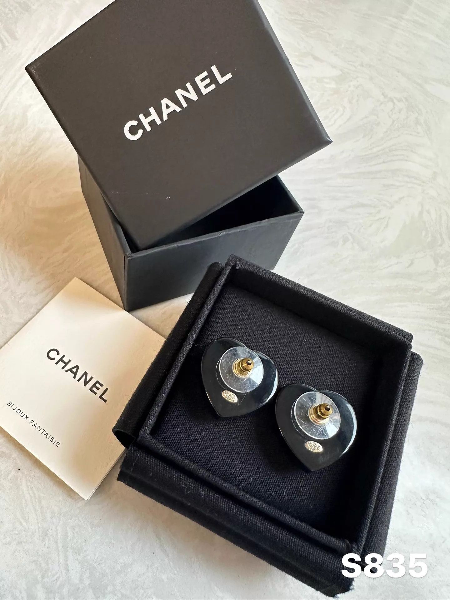 Chanel Chanel Acrylic Heart Earrings Like New S835 Size ONE SIZE - 8 Thumbnail