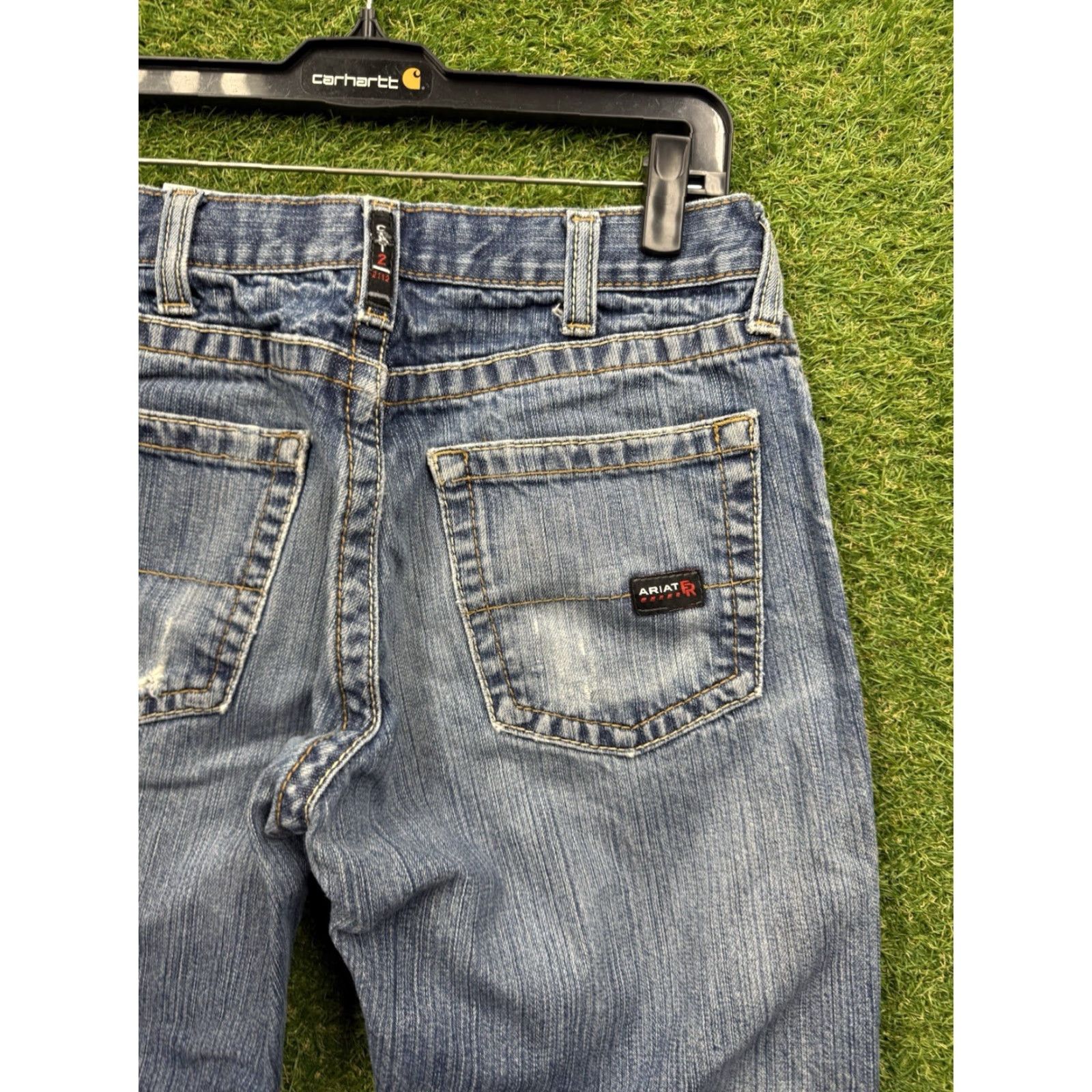 Ariat Ariat Jeans Mens 30 M5 Straight Fit Freyed Hem Medium Wash Denim Workwear 30x23 Vintage No Size 36 Belt? Size US 36 / EU 52 - 3 Thumbnail