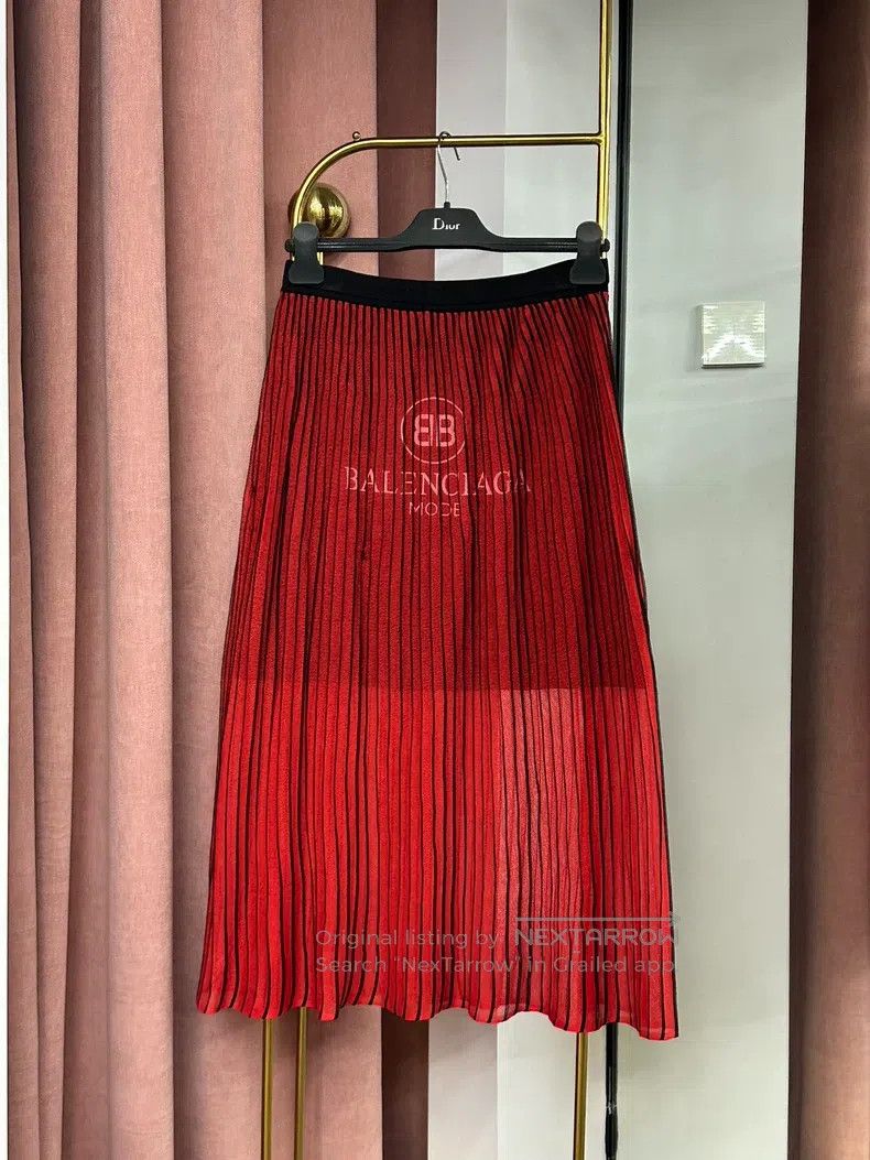 Balenciaga Balenciaga Red striped fake two-piece skirt Size 28" / US 6 / IT 42 - 1 Thumbnail
