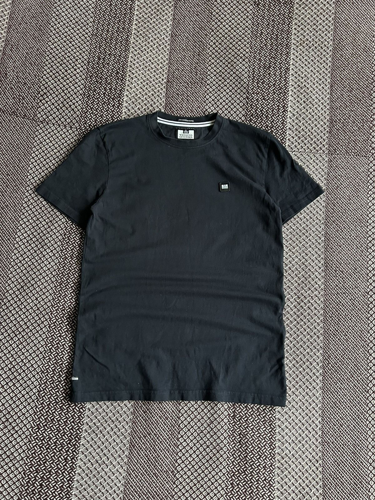 Weekend Offender Weekend Offender Basic Tee Casual Style Unisex Size Small Size US S / EU 44-46 / 1 - 1 Thumbnail