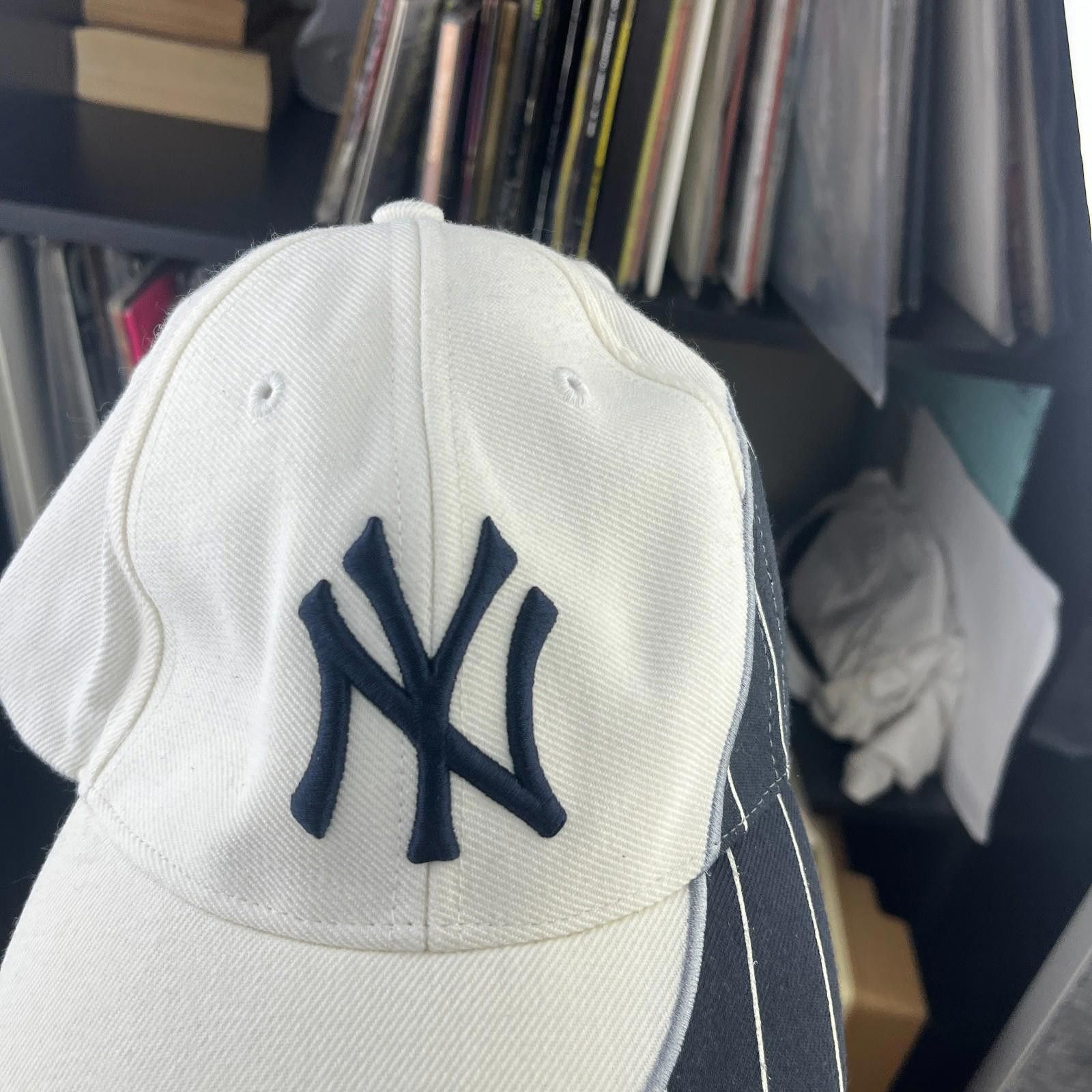 Other Vintage New York Yankees MLB Strapback Hat Size ONE SIZE - 2 Thumbnail