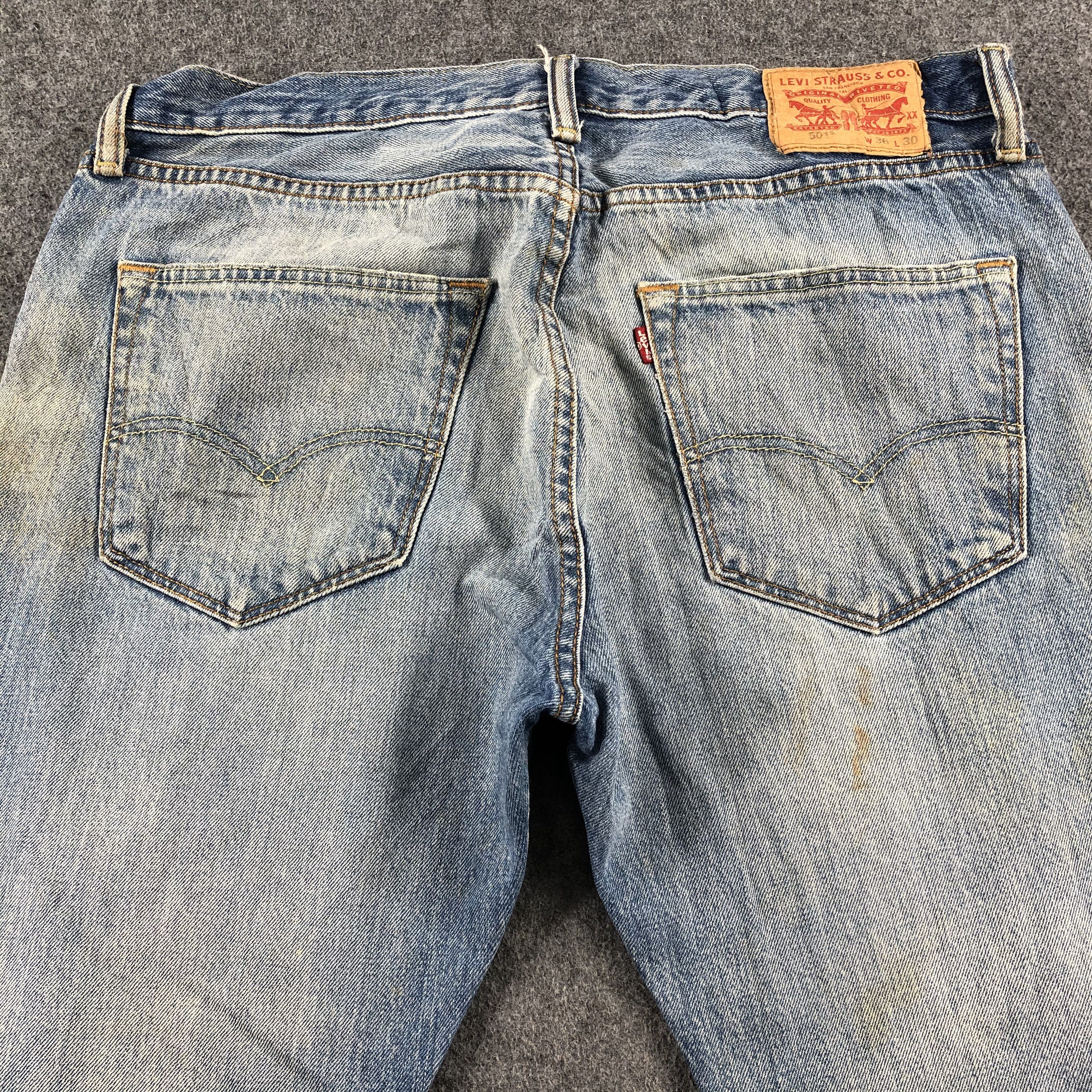 Levi's Vintage Blue Wash Levis 501 Jeans-J2645 Size US 35 - 4 Thumbnail