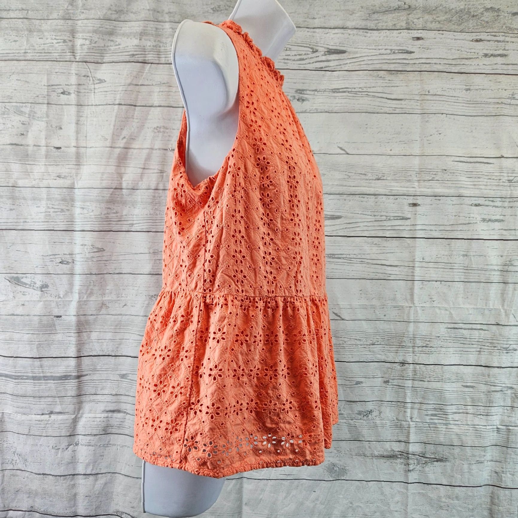 Loft VINTAGE Ann Taylor LOFT Womens Eyelet Top Sz Medium Orange Sleeveless Cotton Size M / US 6-8 / IT 42-44 - 3 Thumbnail