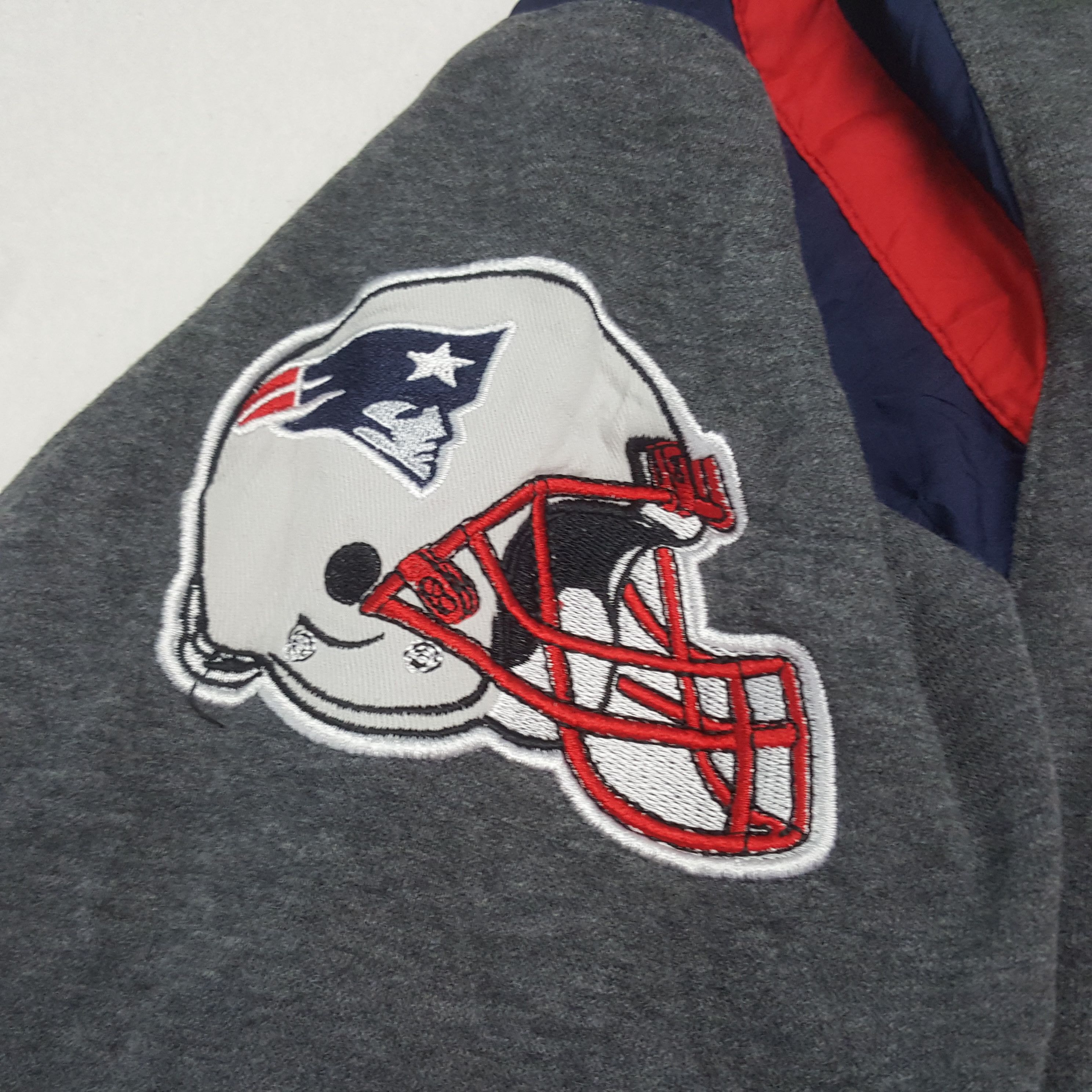 NFL × Vintage Vintage New England Patroits Reversible Sport Hoodies C288N2 Size US XL / EU 56 / 4 - 9 Thumbnail