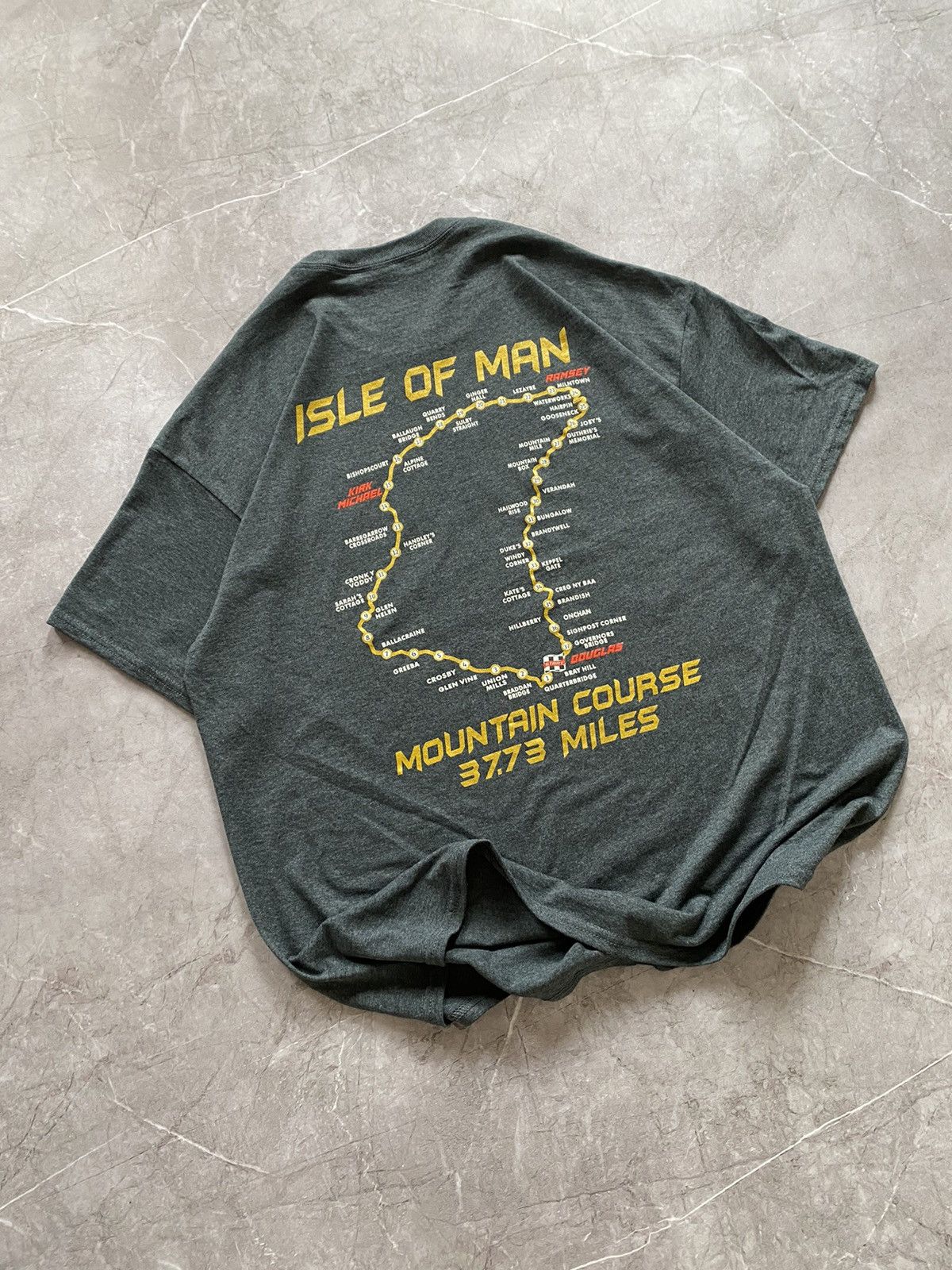 Formula 1 × Vintage Isle of Man Road Racing T Shirt Capital of the World 2024 Size US XL / EU 56 / 4 - 1 Thumbnail