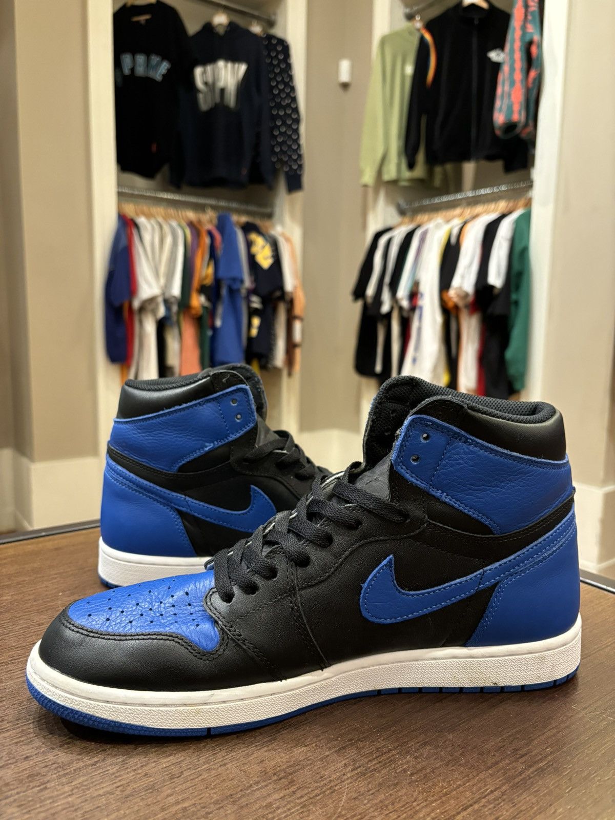 Jordan Brand Jordan 1 Retro Royal (2017) Size US 11.5 / EU 44-45 - 3 Thumbnail