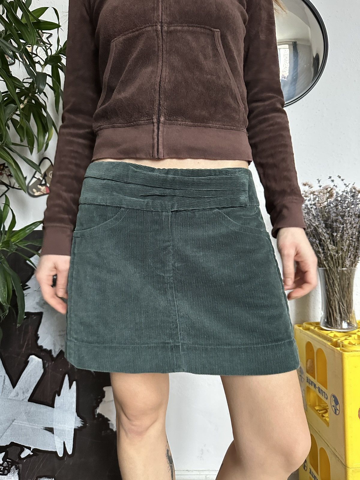 Isabel Marant × Vintage Isabel Marant Vintage Corduroy Wrap Asymmetrical Mini Skirt Size 26" / US 2 / IT 38 - 6 Thumbnail