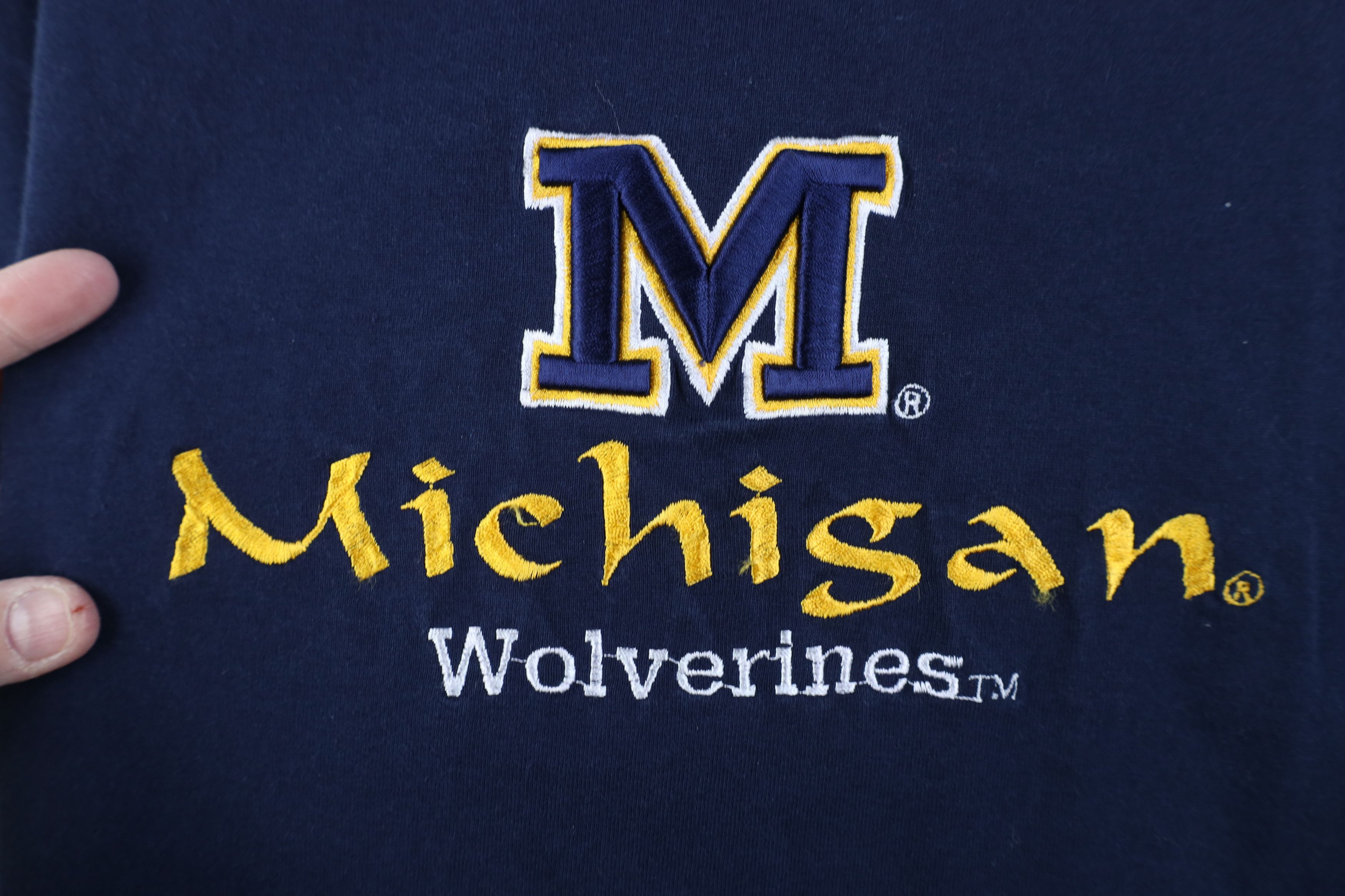 Vintage Vintage 90s Spell University of Michigan Wolverines T-Shirt Size US L / EU 52-54 / 3 - 4 Thumbnail