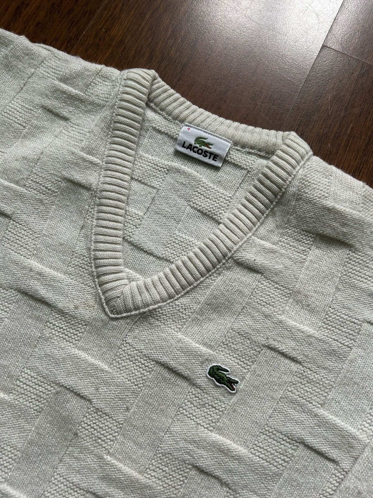 Lacoste Vintage Lacoste V-Neck Sweater Wool Solid Style Size M / 4 Size US M / EU 48-50 / 2 - 3 Thumbnail