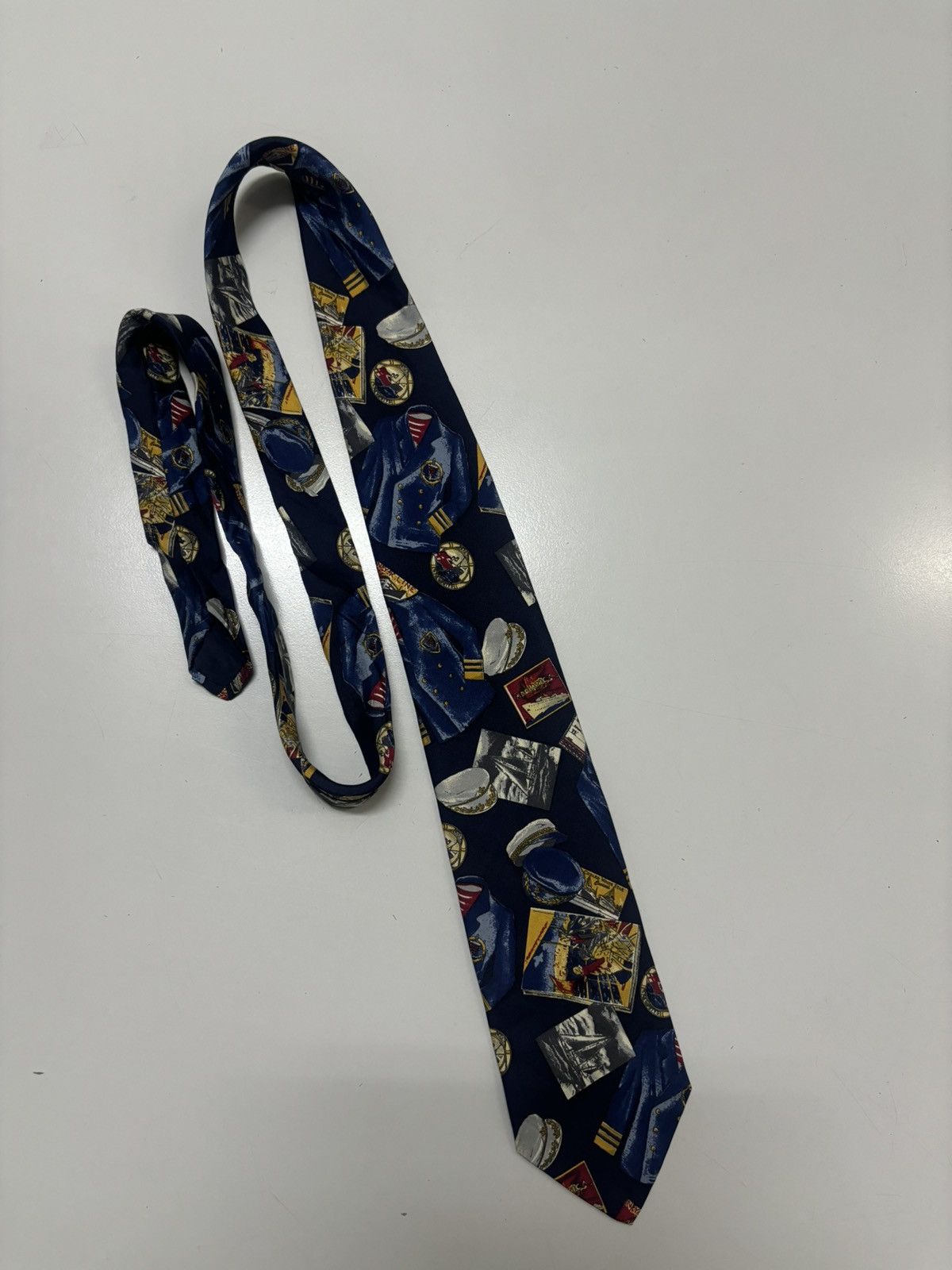 Brooks Brothers Vintage art design necktie brooks brothers Size ONE SIZE - 1 Thumbnail