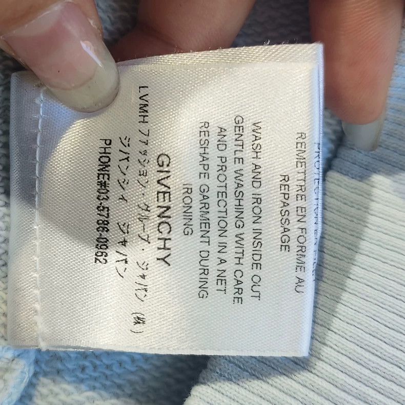 Givenchy Givenchy Classic Printed Front and Back Logo Hoodie Size US XS / EU 42 / 0 - 9 Thumbnail