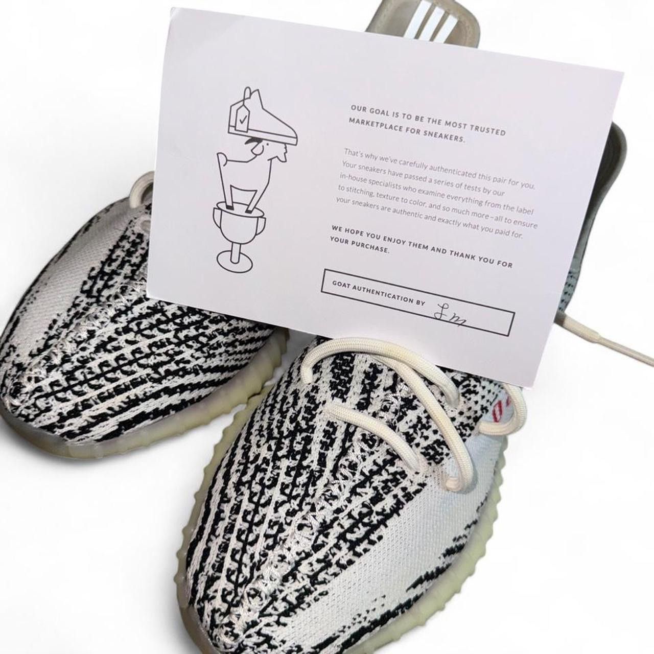 Yeezy Adidas Yeezy Boost 350 V2 Zebra Size US 8 / EU 41 - 7 Thumbnail