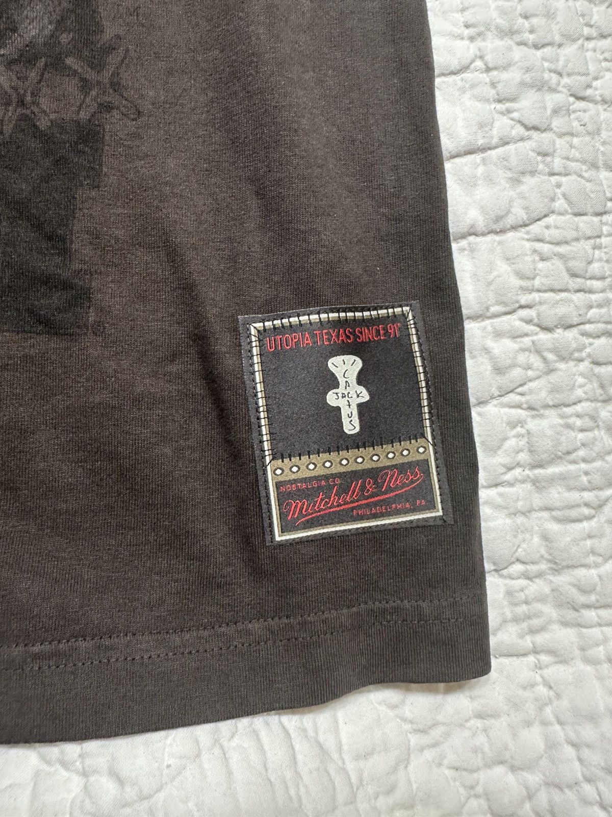 Mitchell & Ness × NCAA × Travis Scott TRAVIS SCOTT MITCHELL NESS COLLAB TEE/ MICHIGAN LARGE NEW Size US L / EU 52-54 / 3 - 4 Thumbnail