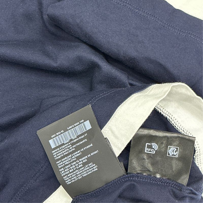Prada Prada Logo Loose Fit T-Shirt for Men Size US XXL / EU 58 / 5 - 1 Thumbnail