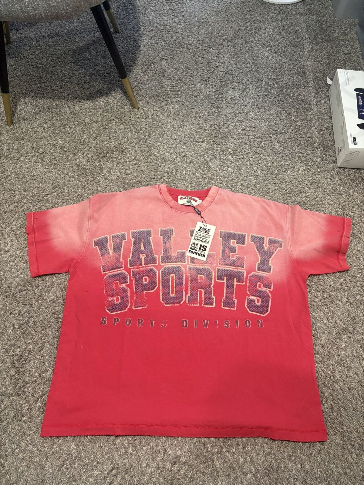 Vale Brand New red Valley Sport tee shirt Size US XL / EU 56 / 4 - 1 Thumbnail