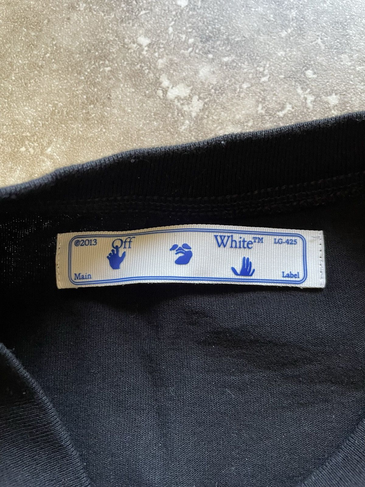 Off-White OFF WHITE MASKED FACE Size US M / EU 48-50 / 2 - 5 Thumbnail