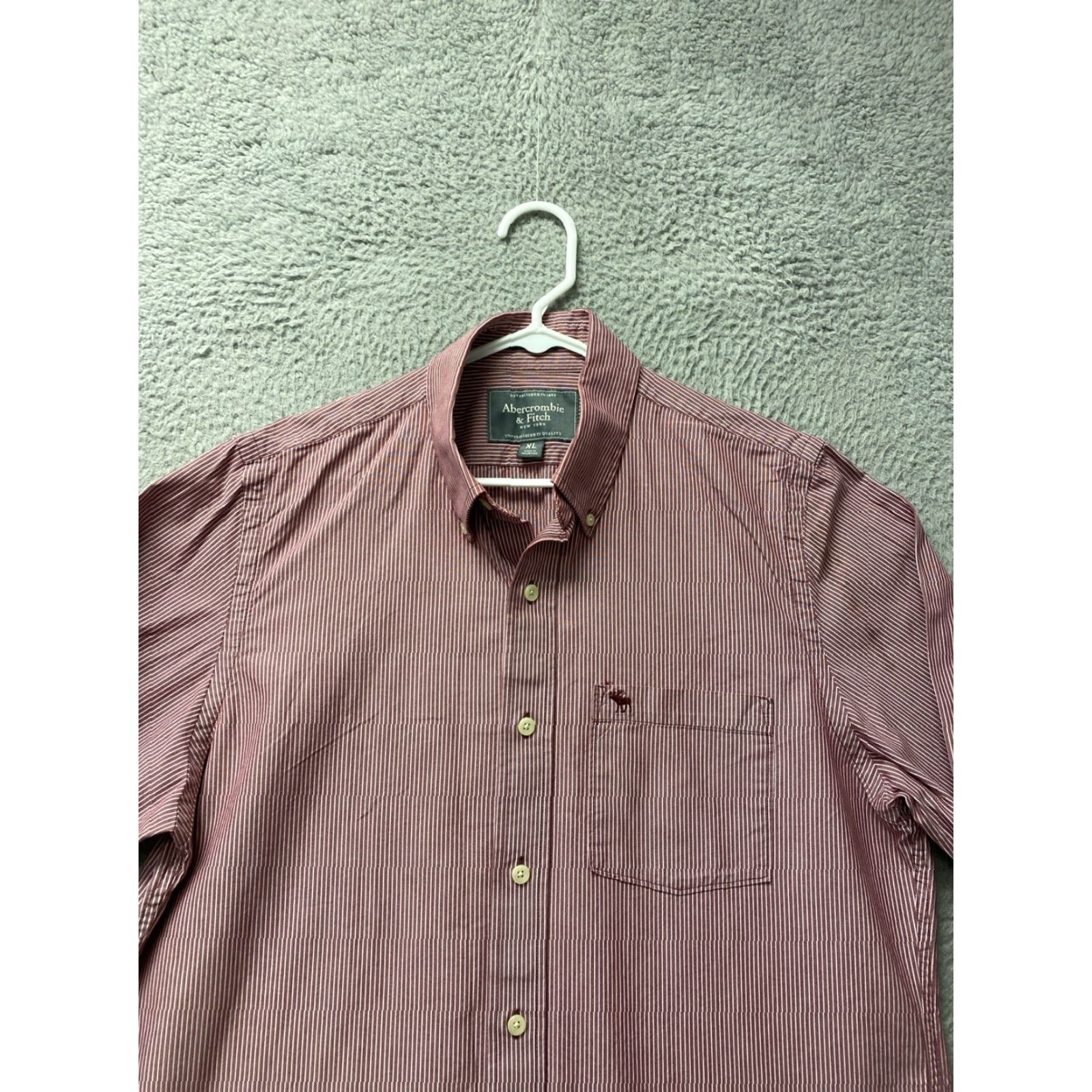Abercrombie & Fitch Abercrombie & Fitch New York Men Button Down Shirt XL Red Long Sleeves /116-70 Size US XL / EU 56 / 4 - 3 Thumbnail