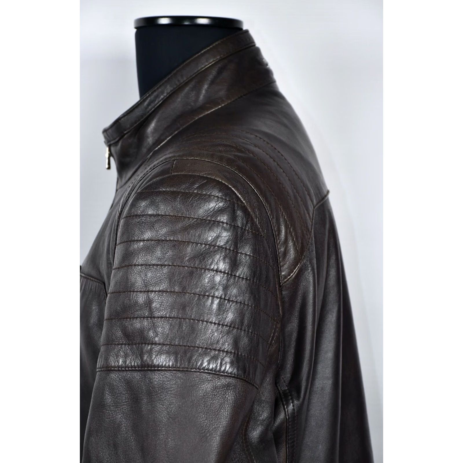 Hugo Boss HUGO BOSS Gentin Leather Jacket Brown 44R Jacket Mens 44R Leather Brown Casual Fall Winter Spring Vintage No Size US S / EU 44-46 / 1 - 6 Thumbnail