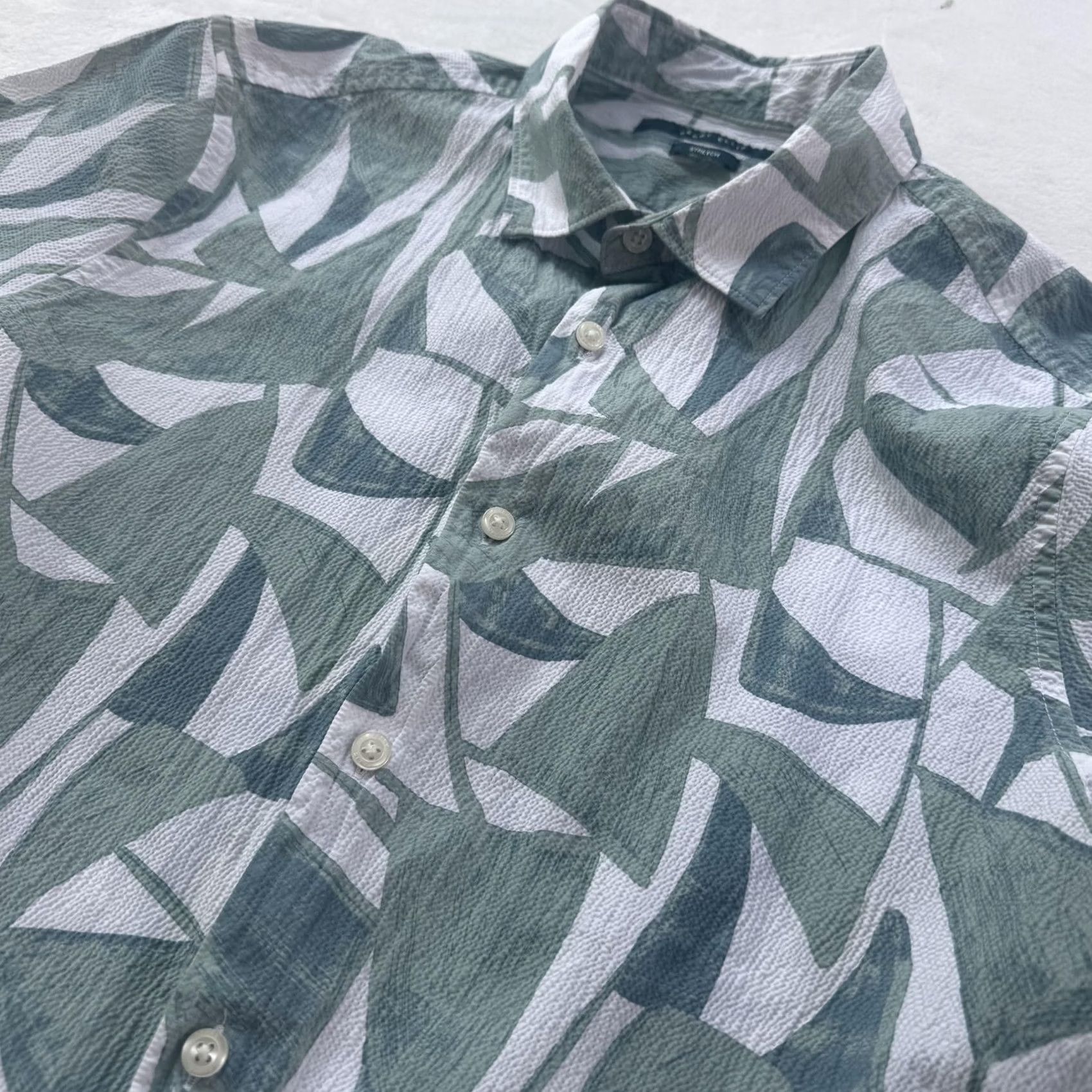 Perry Ellis Perry Ellis Shirt Mens Large Green White Abstract Print Stitch Button Up Casual Size US L / EU 52-54 / 3 - 2 Thumbnail