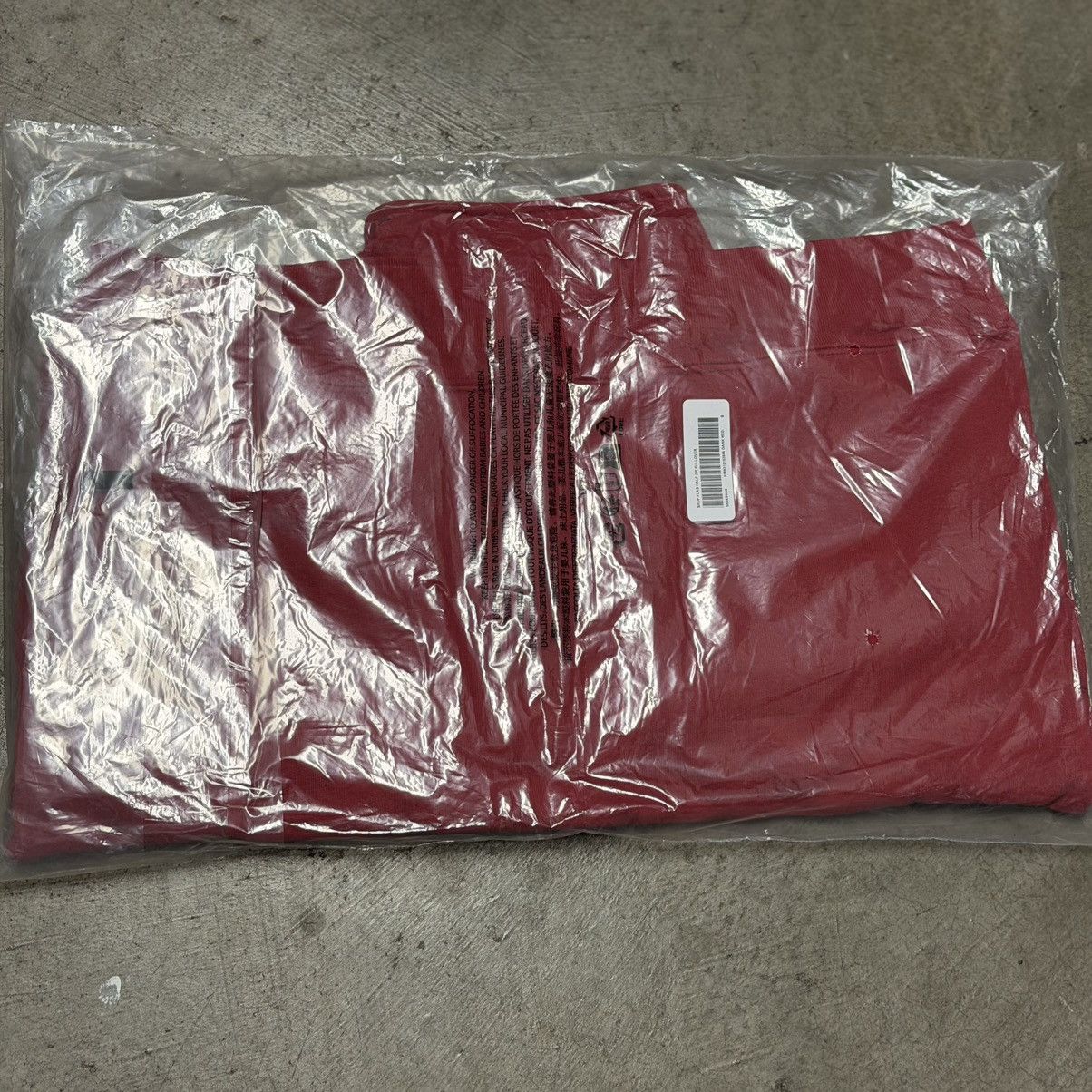 Supreme Supreme Shop Flag Half Zip Pullover - JAPAN / Small Size US S / EU 44-46 / 1 - 2 Thumbnail