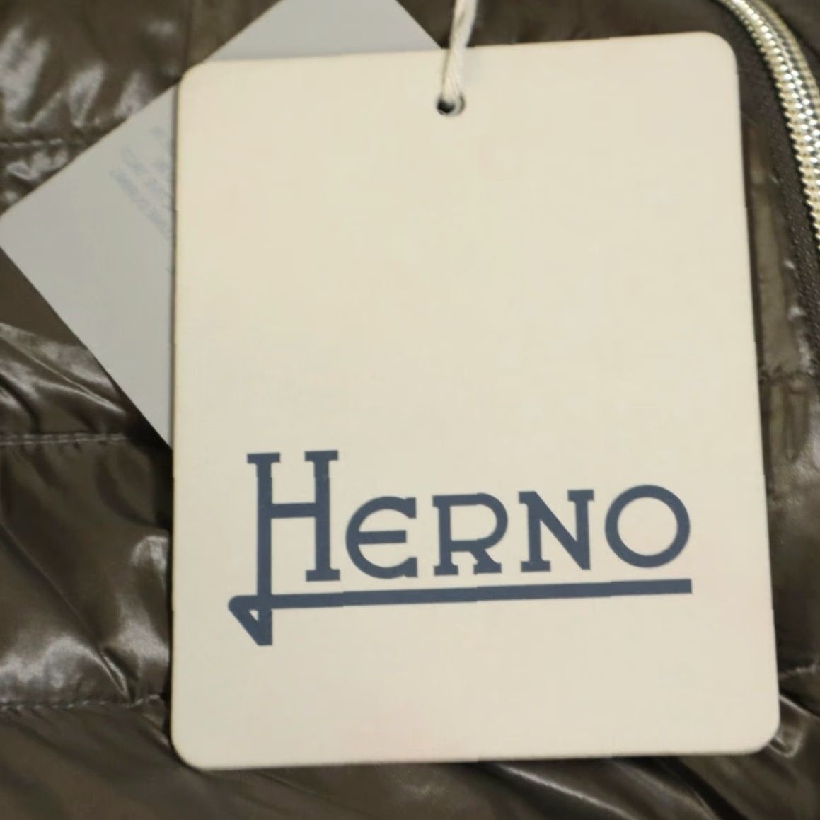 Herno Herno Techno Tafetta A-Line Puffer Olive Green Women's 40 Jacket Stretch Long Sleeve Crew Neck Relaxed Solid Nylon Size S / US 4 / IT 40 - 6 Thumbnail