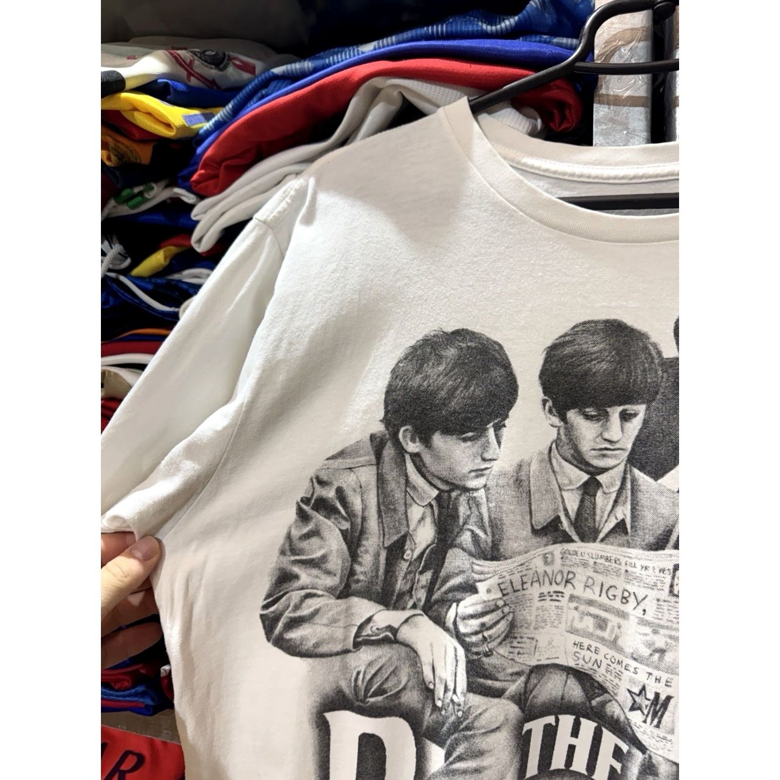 Vintage VINTAGE The Beatles Band White T-Shirt L Men Cotton Marrocus band Shirt Mens 1960s 70s 80s 90s 60s 70s 80s 90s Size US L / EU 52-54 / 3 - 6 Thumbnail