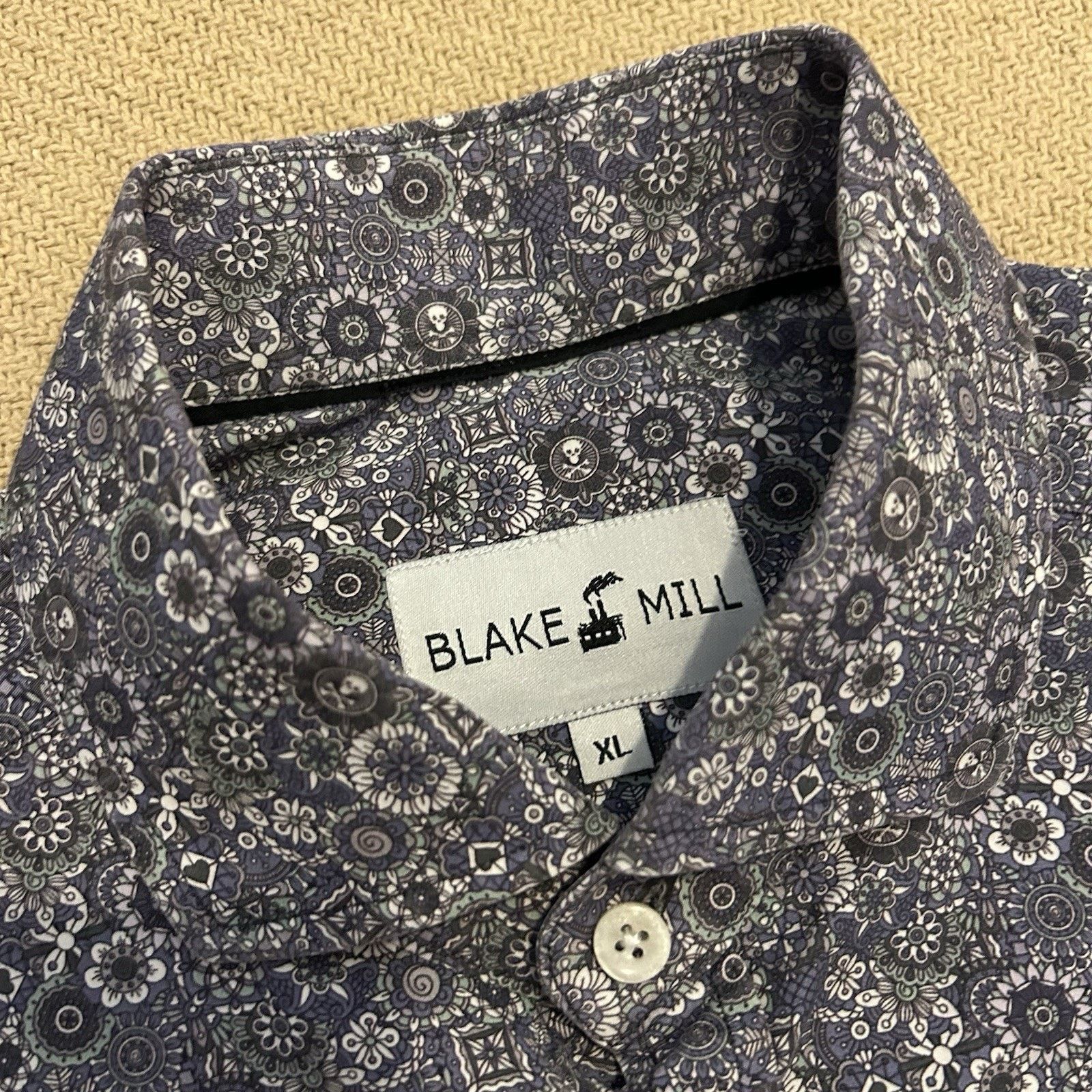 Other Blake Mill Floral Skull Crossbones Print Button Up Shirt XL Size US XL / EU 56 / 4 - 2 Thumbnail