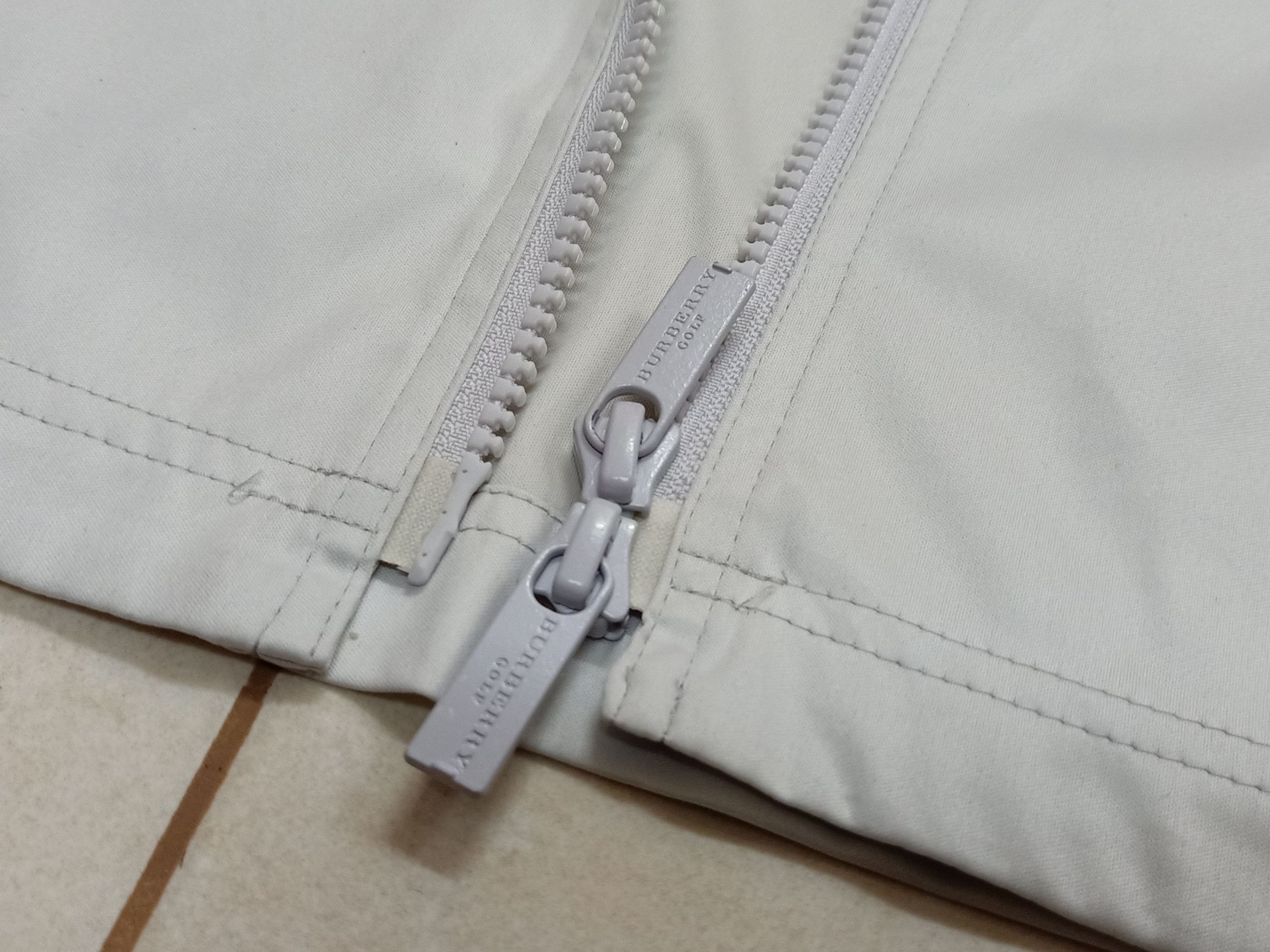 Burberry BURBERRY GOLF White Thin Hoodie Tucked In Golfer Jacket Size M / US 6-8 / IT 42-44 - 11 Thumbnail