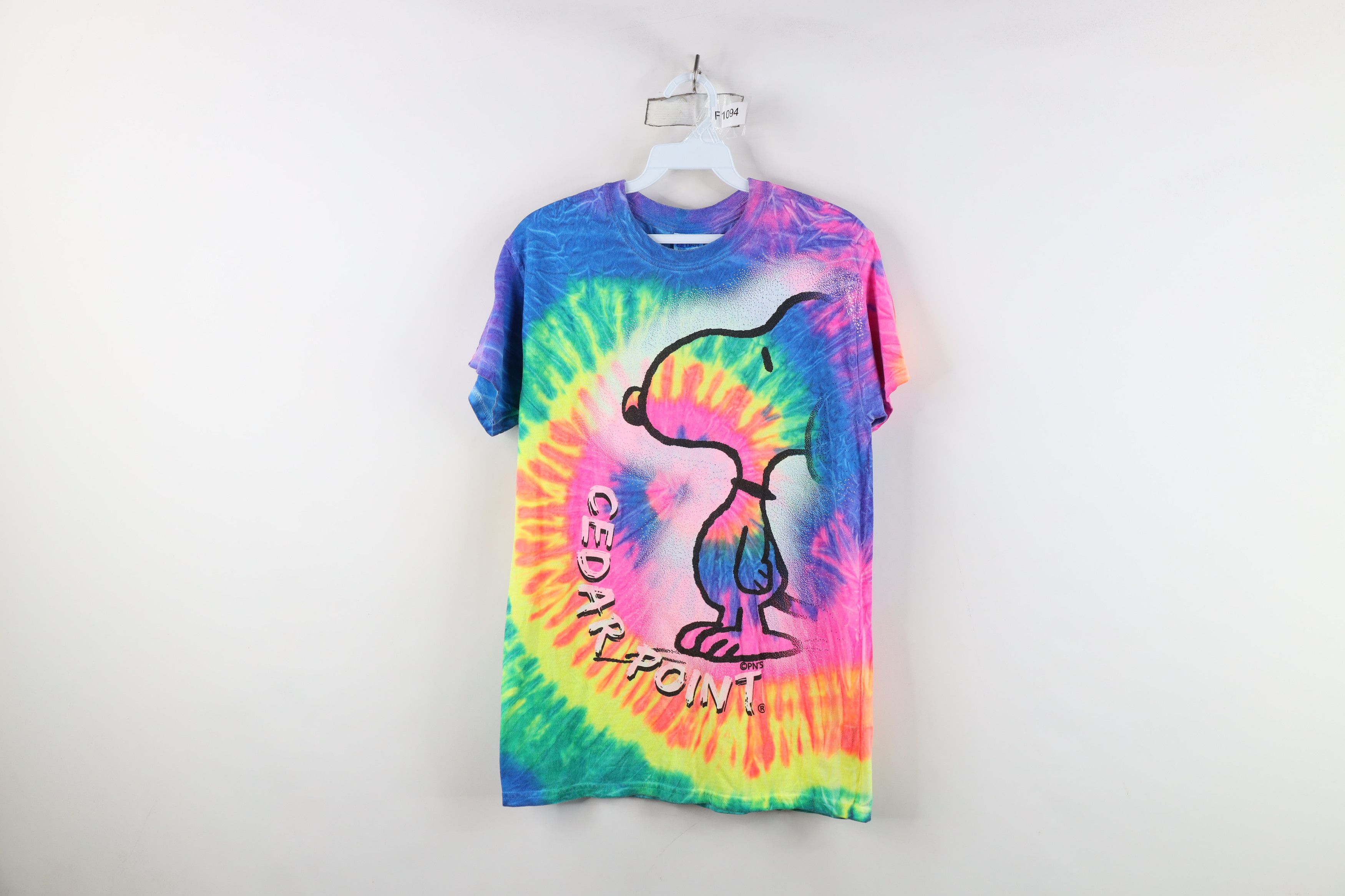 Vintage Vintage Y2K Peanuts Snoopy Tie Dye Cedar Point T-Shirt Size S / US 4 / IT 40 - 1 Thumbnail