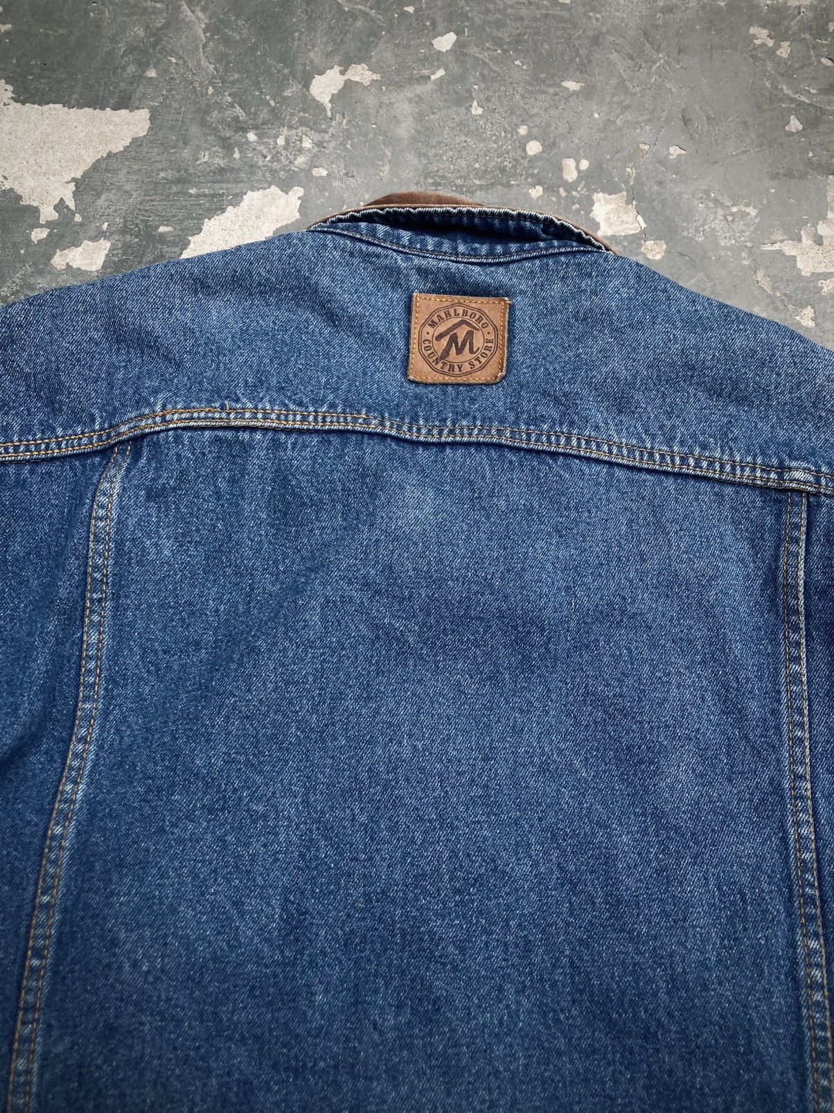 Marlboro Vintage Marlboro Denim & Leather Trucker Jacket Size US XL / EU 56 / 4 - 17 Thumbnail